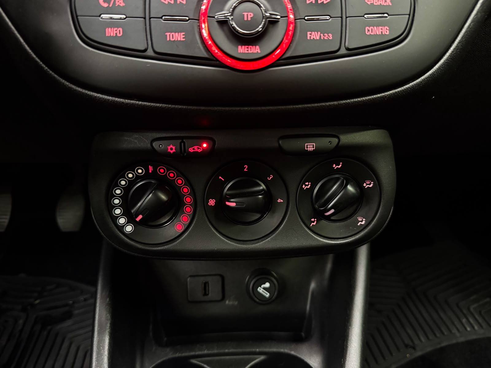 OPEL Corsa 1.0 T EcoFLEX Enjoy-image-18