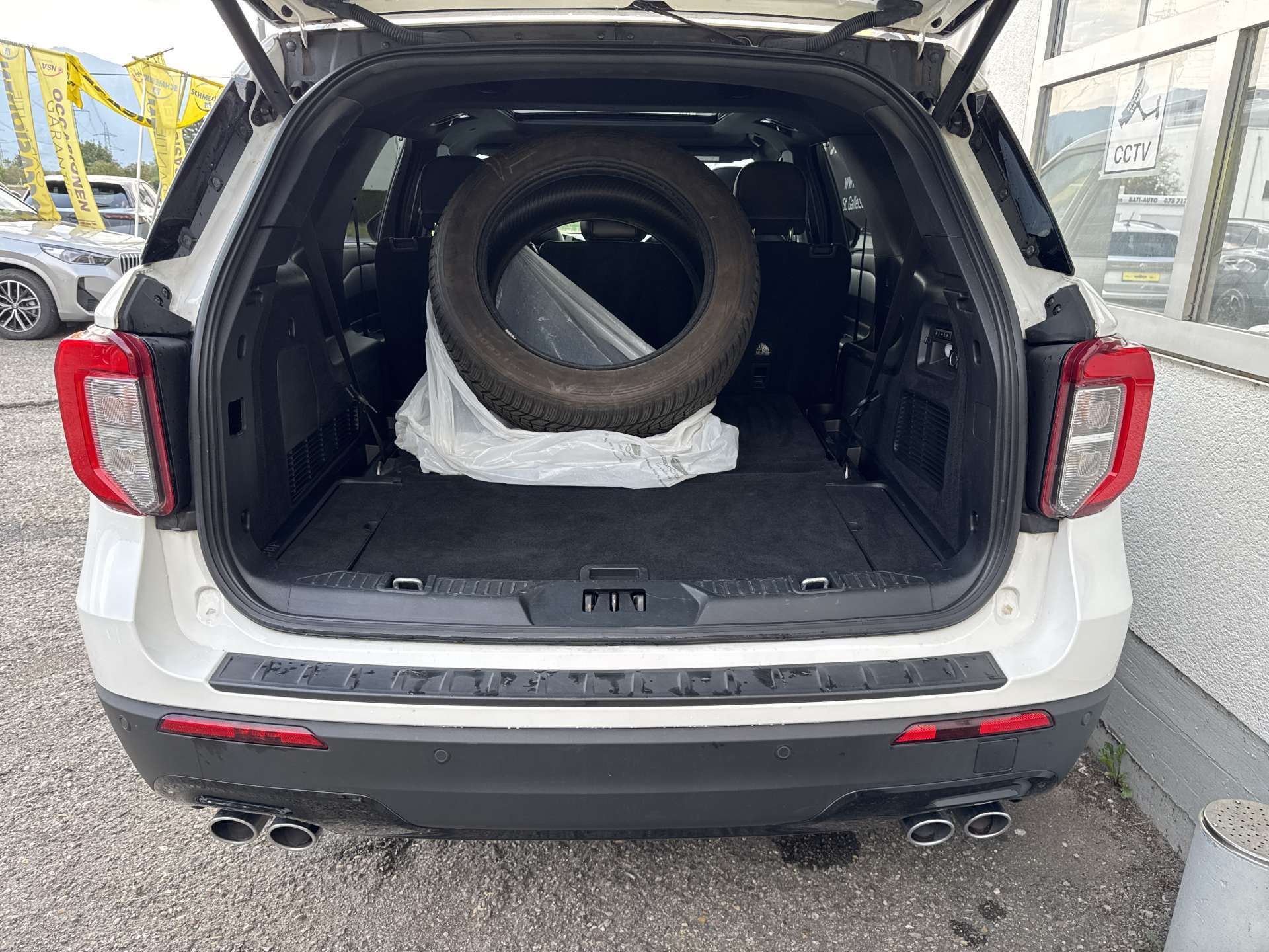 FORD Explorer 3.0 EcoB. Plug-in-Hybrid ST-Line 4WD Aut. 7Platz-image-8