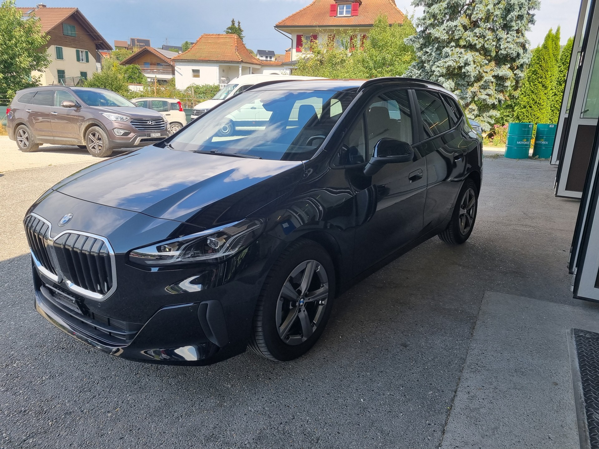 BMW 218i Active Tourer DKG-image-6