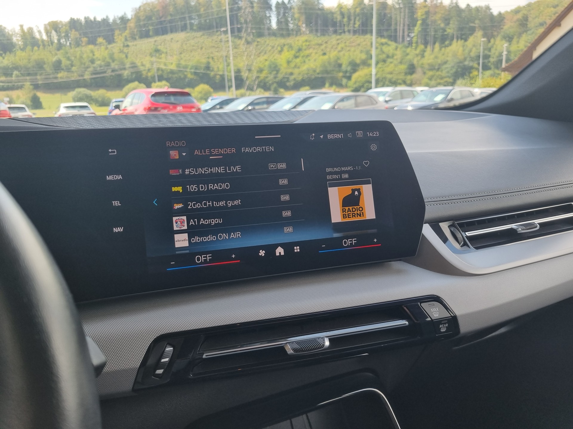 BMW 218i Active Tourer DKG-image-12