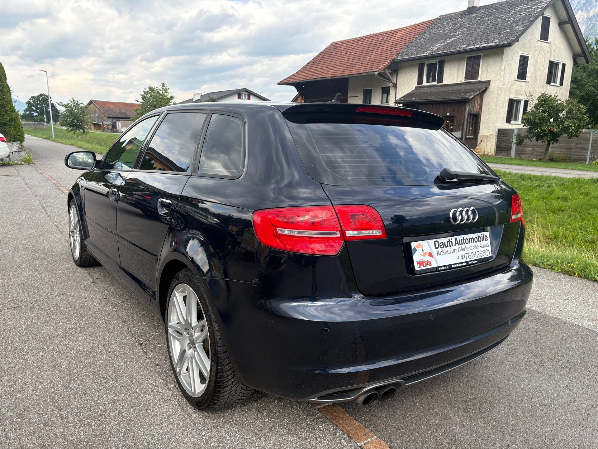 AUDI A3 Sportback 2.0 TFSI Style quattro S-tronic-image-5