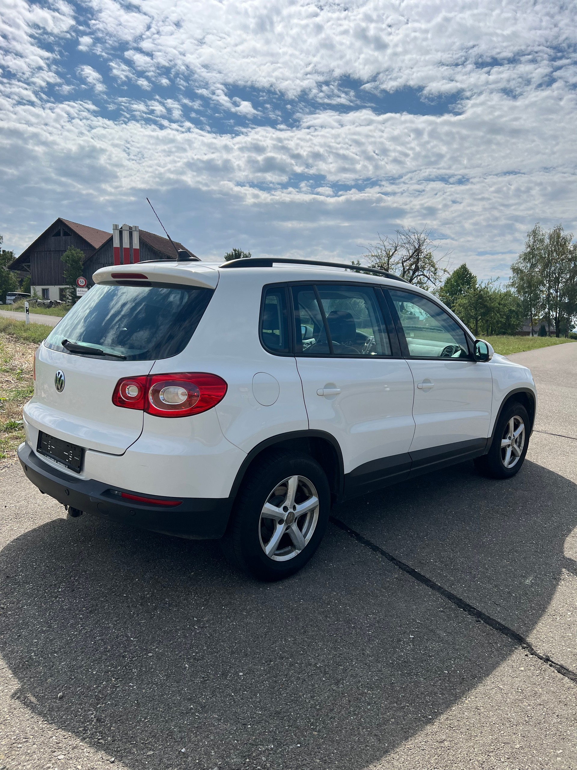 VW Tiguan 2.0 TDI Sport&Style Tiptronic-image-3