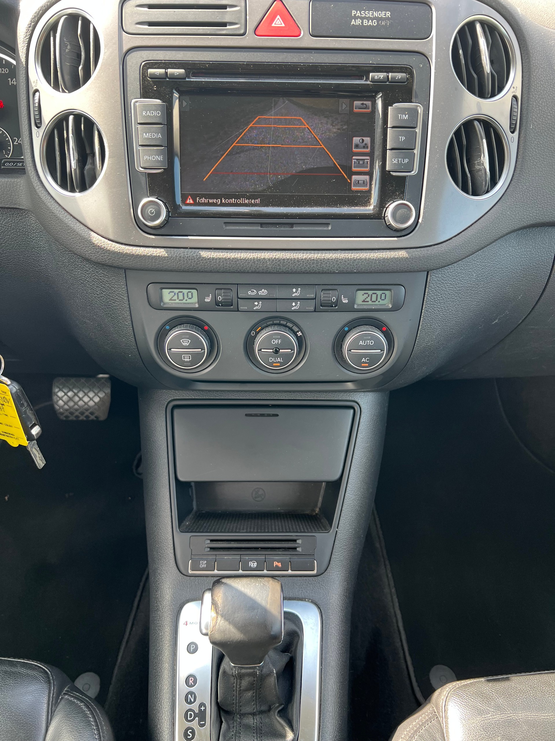 VW Tiguan 2.0 TDI Sport&Style Tiptronic-image-12