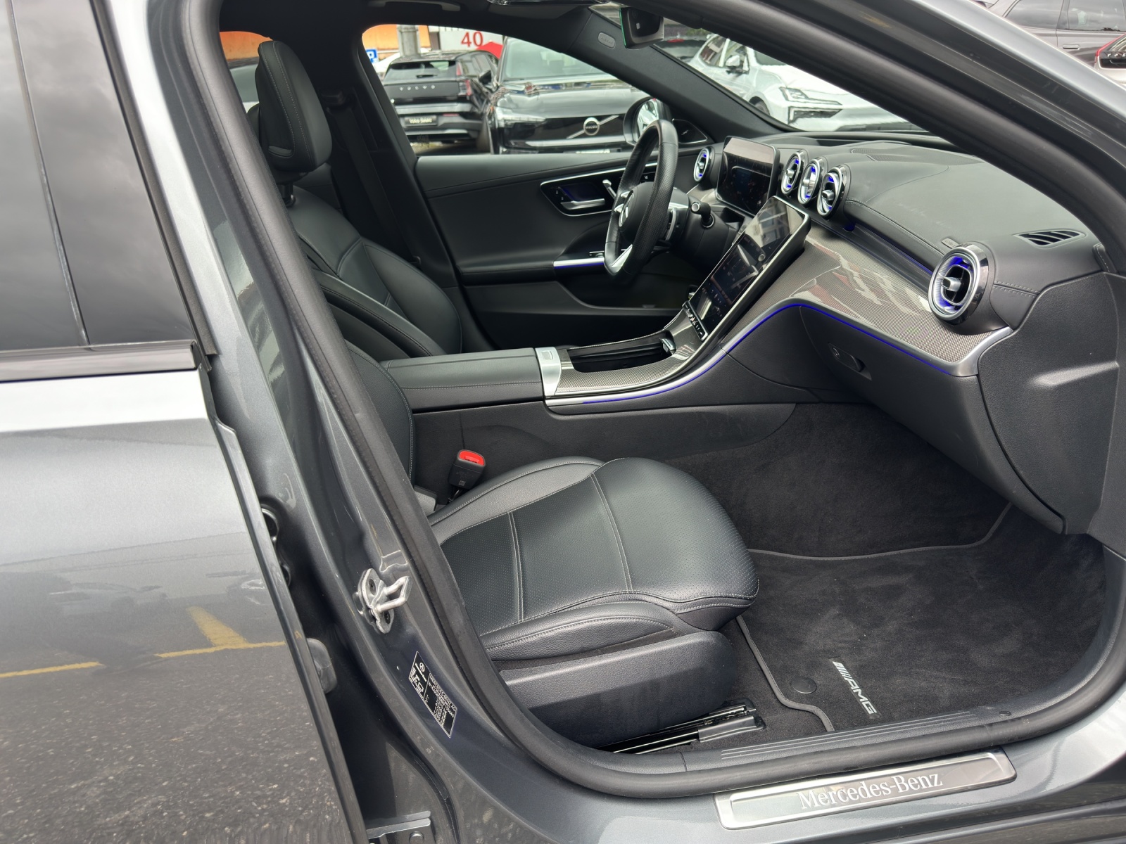 MERCEDES-BENZ Classe C S206 Combi C 200 AMG Line 4matic-image-18