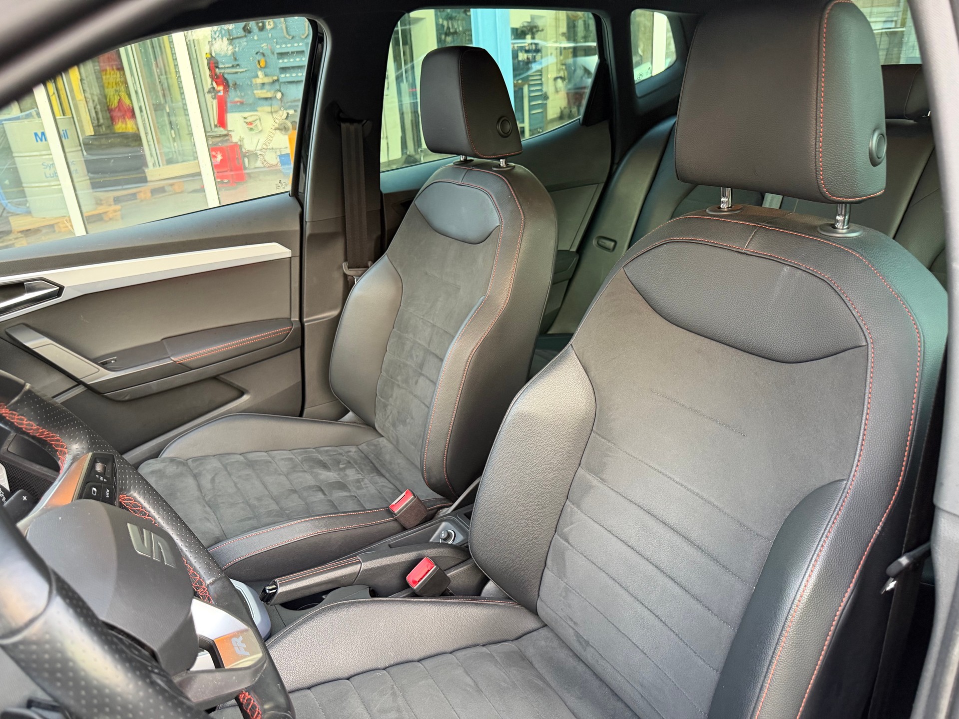 SEAT Arona 1.5 Eco TSI FR DSG-image-7