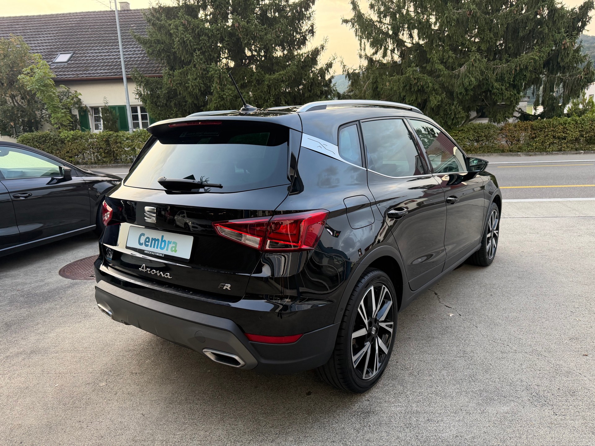 SEAT Arona 1.5 Eco TSI FR DSG-image-3