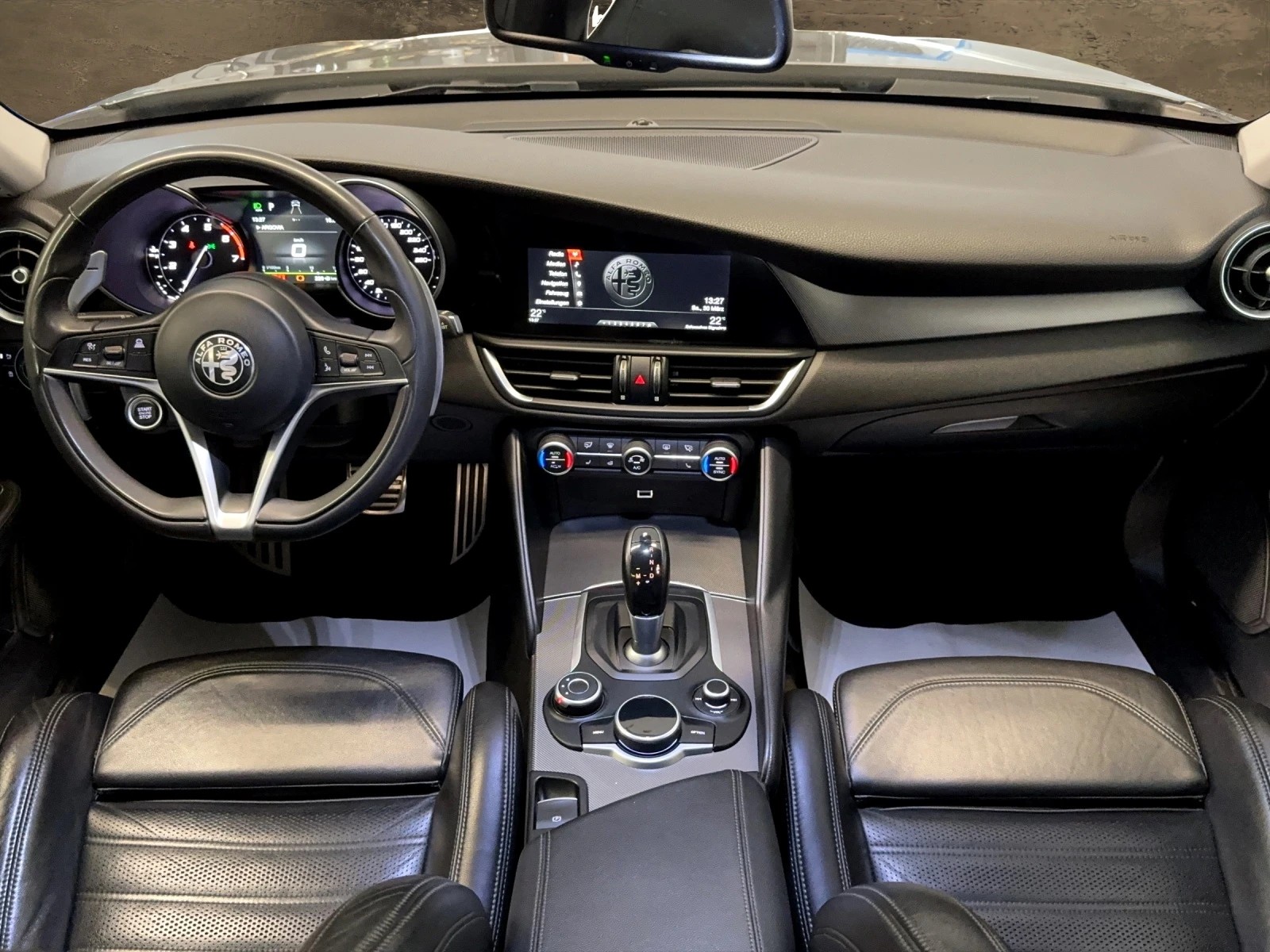 ALFA ROMEO Giulia 2.0 Veloce Q4 Automatic-showroom-element-3