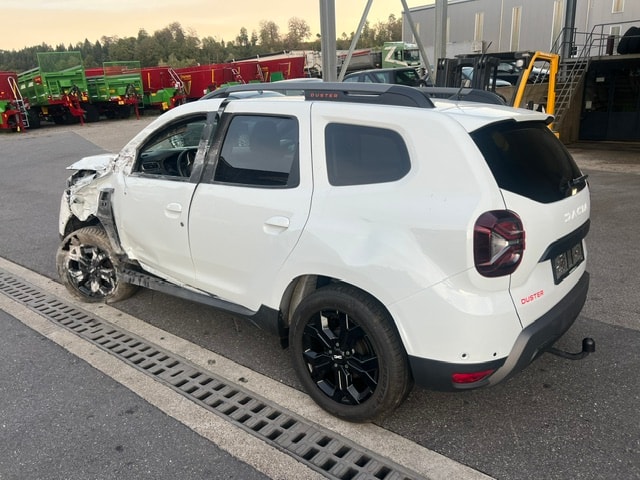 DACIA Duster TCe 150 Extreme 4x4-image-11