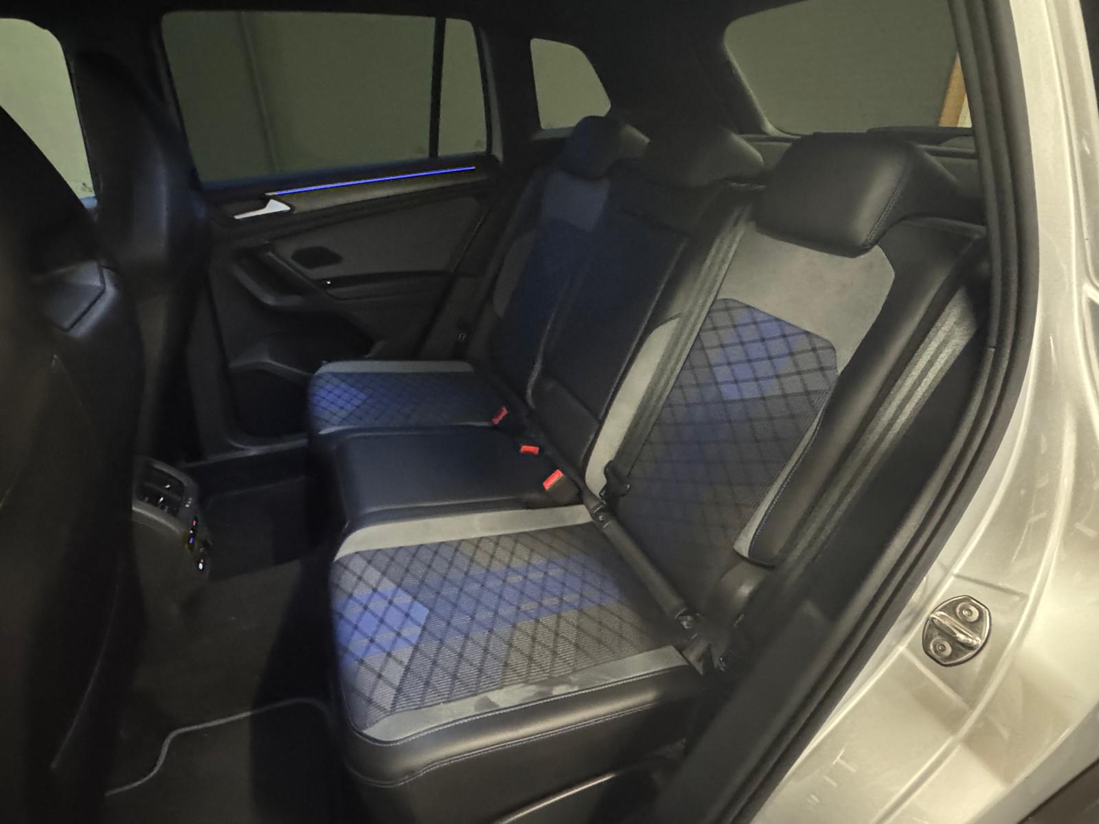 VW Tiguan 2.0TSI R 4Motion DSG-image-11