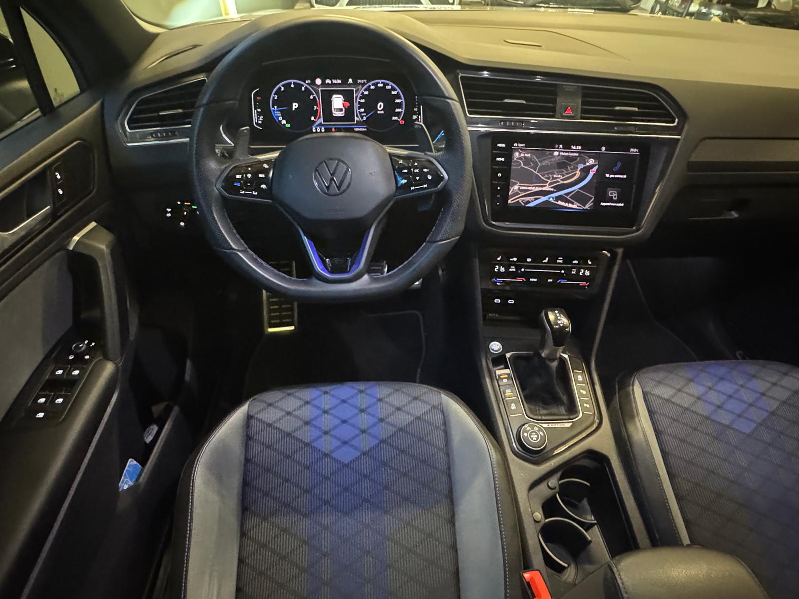 VW Tiguan 2.0TSI R 4Motion DSG-image-13