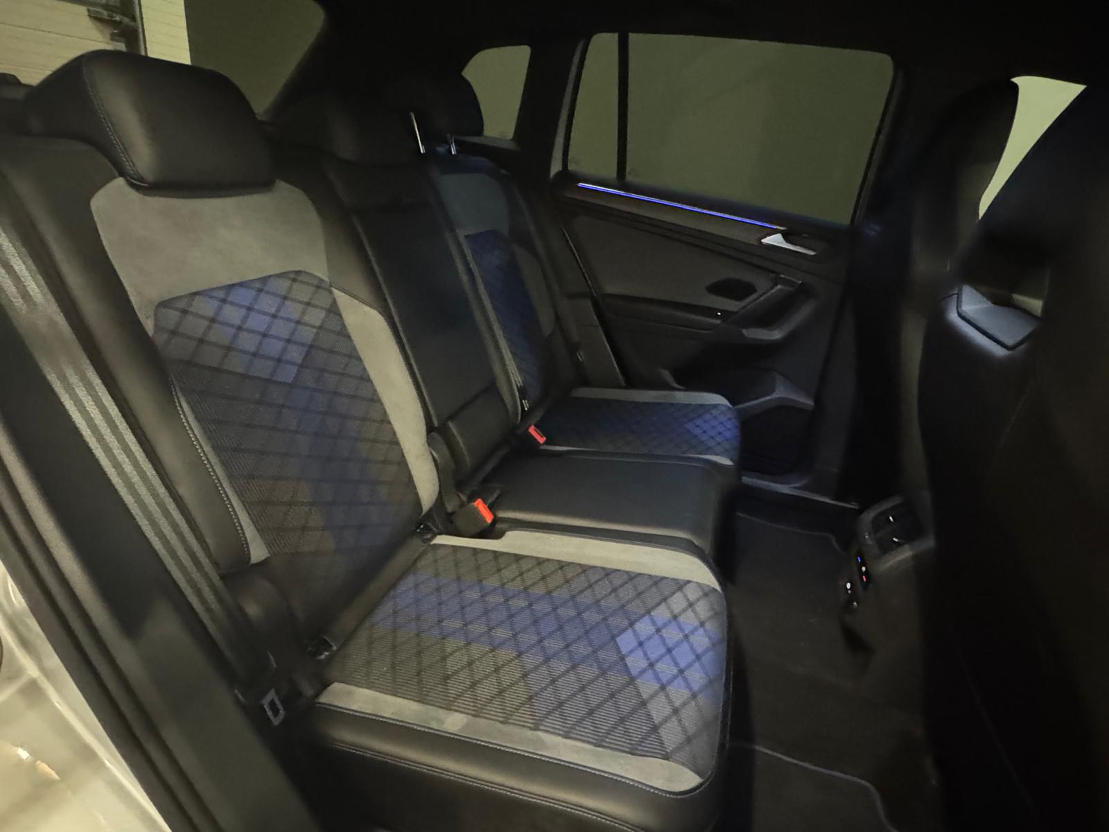 VW Tiguan 2.0TSI R 4Motion DSG-image-10