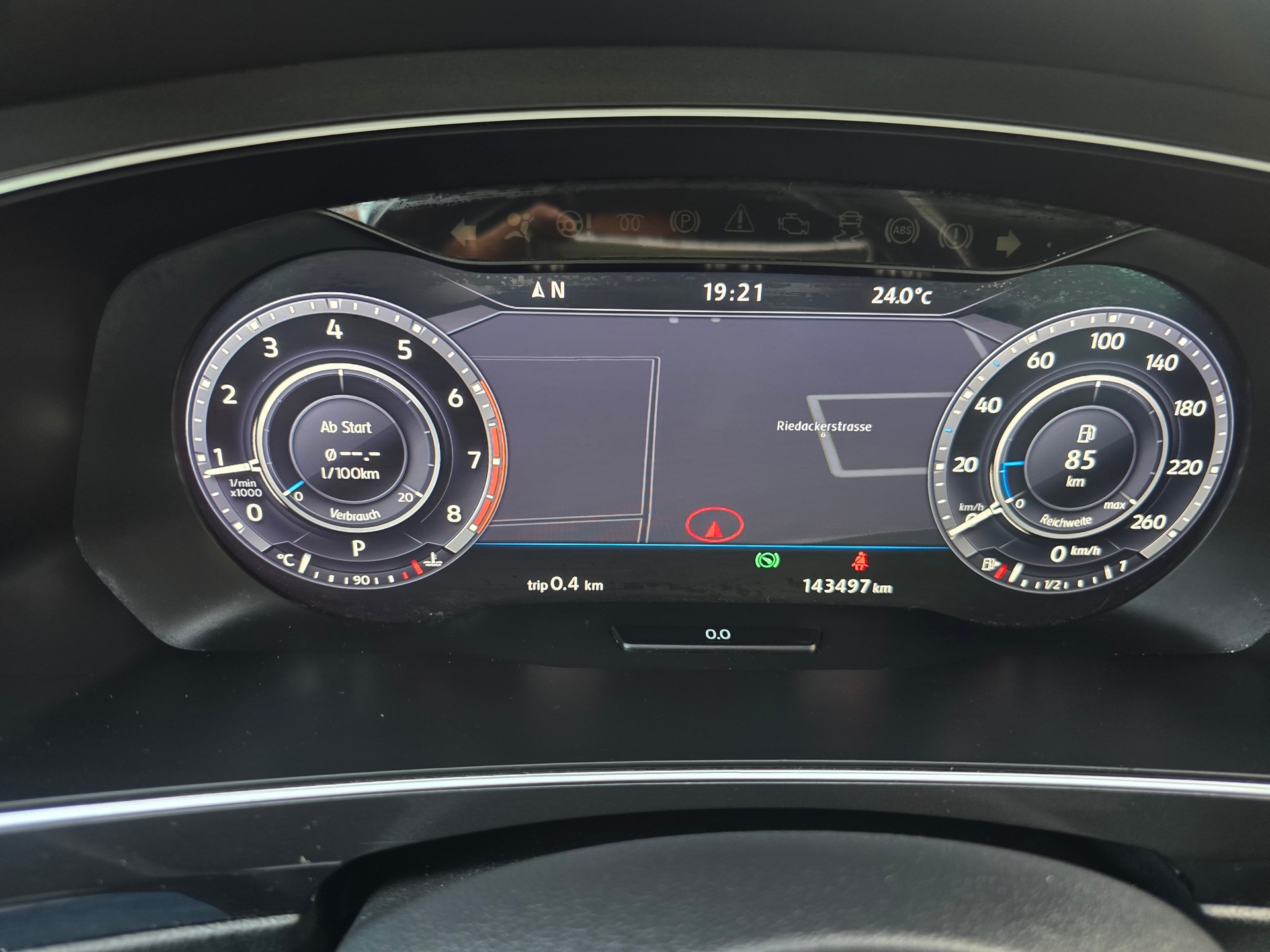VW Tiguan 2.0TSI R-Line Highline 4Motion DSG-image-21