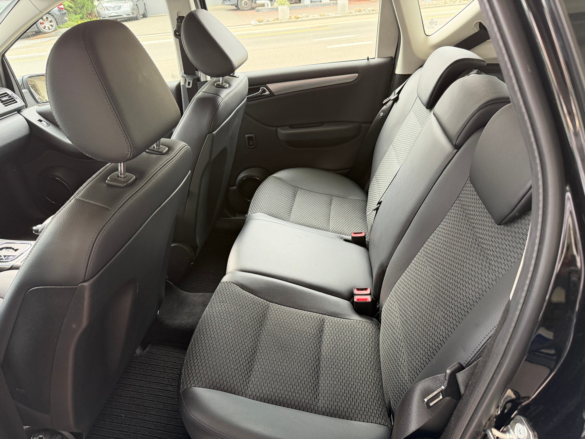 MERCEDES-BENZ A 180 (170) Classic Autotronic-image-8