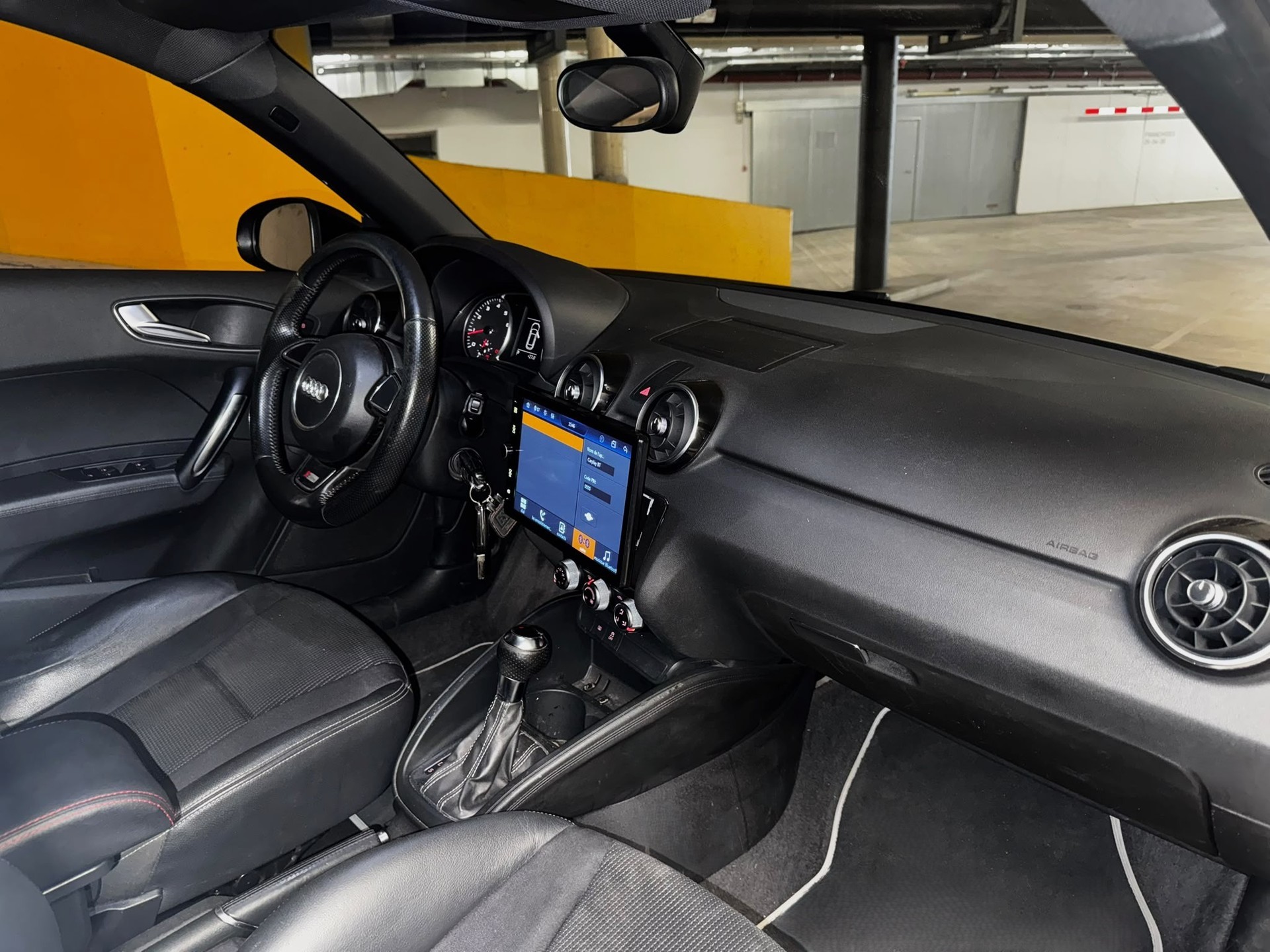 AUDI A1 Sportback Sport 1.4 TFSI Ambition S-tronic-image-12