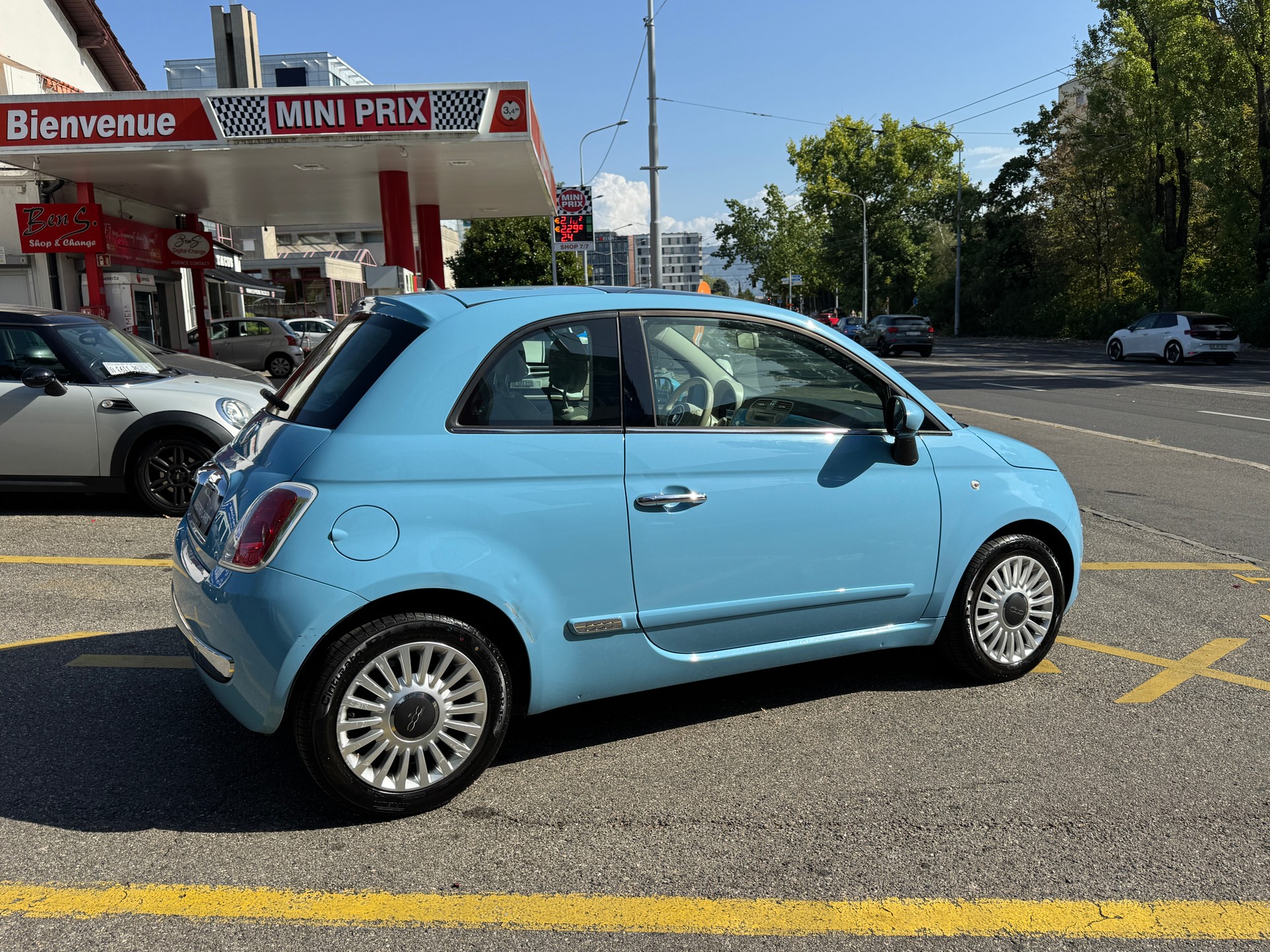 FIAT 500 1.2 Lounge-image-4