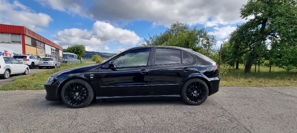 SEAT Leon 1.8 T Cupra R-image-3