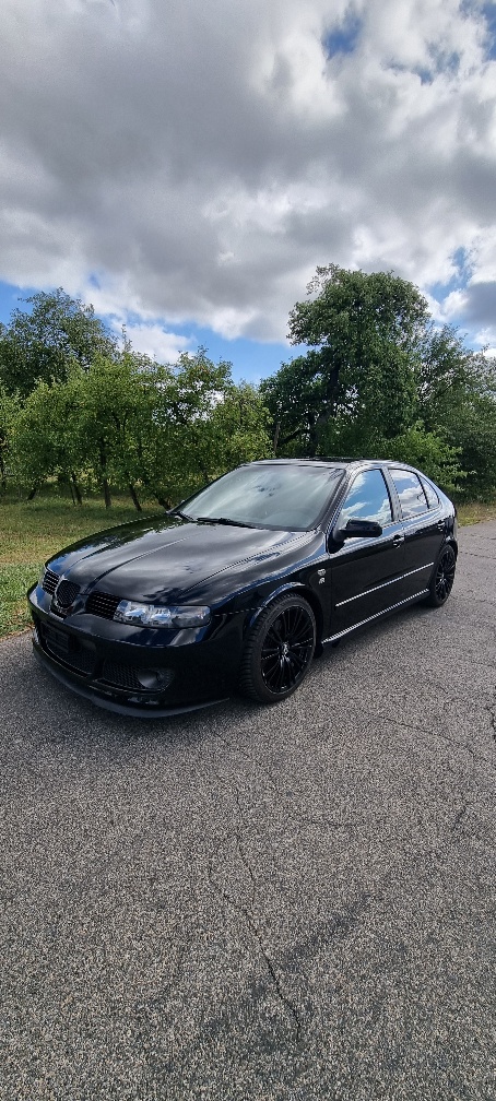 SEAT Leon 1.8 T Cupra R-image-2
