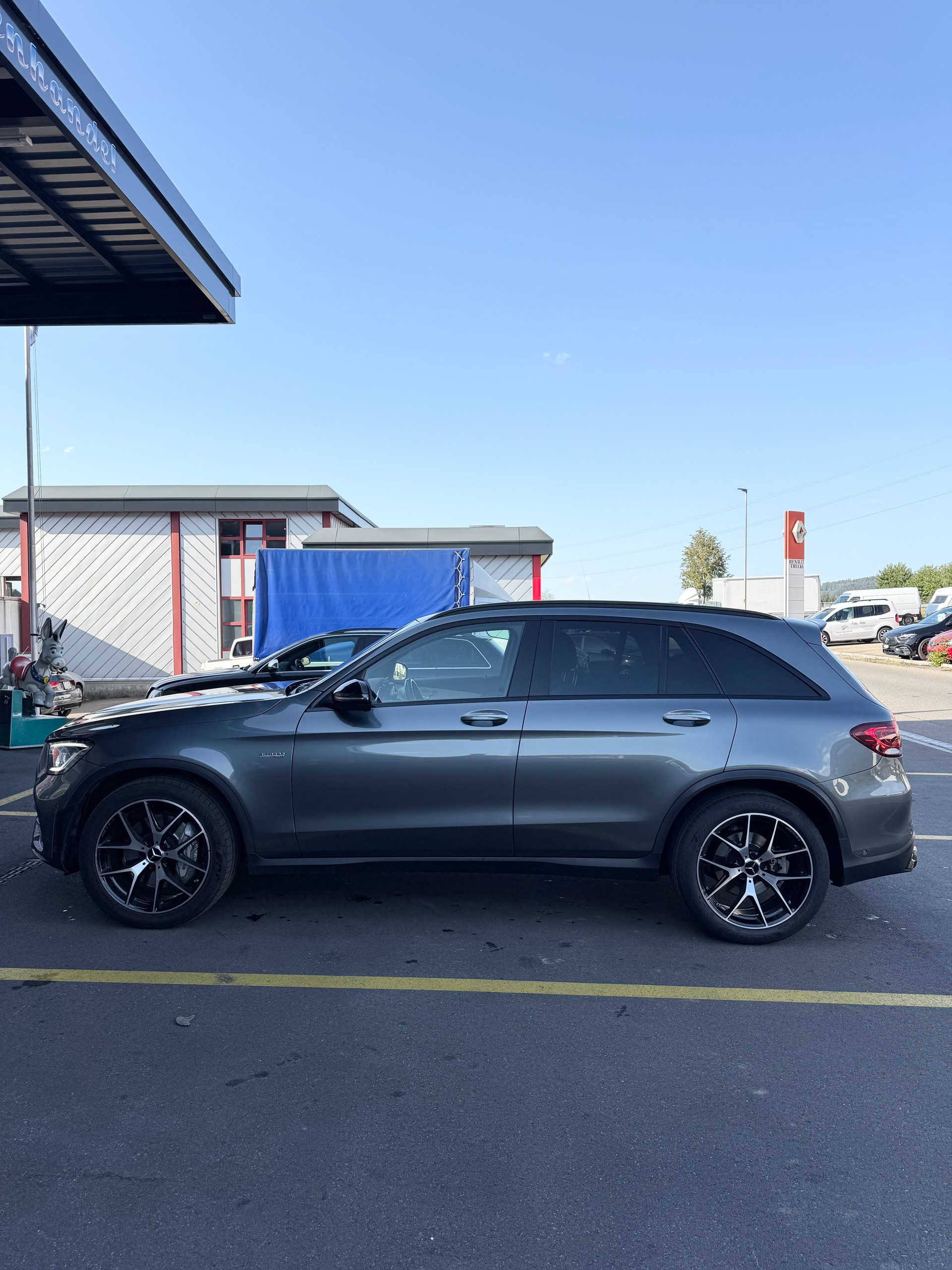 MERCEDES-BENZ GLC 43 AMG 4m-image-2