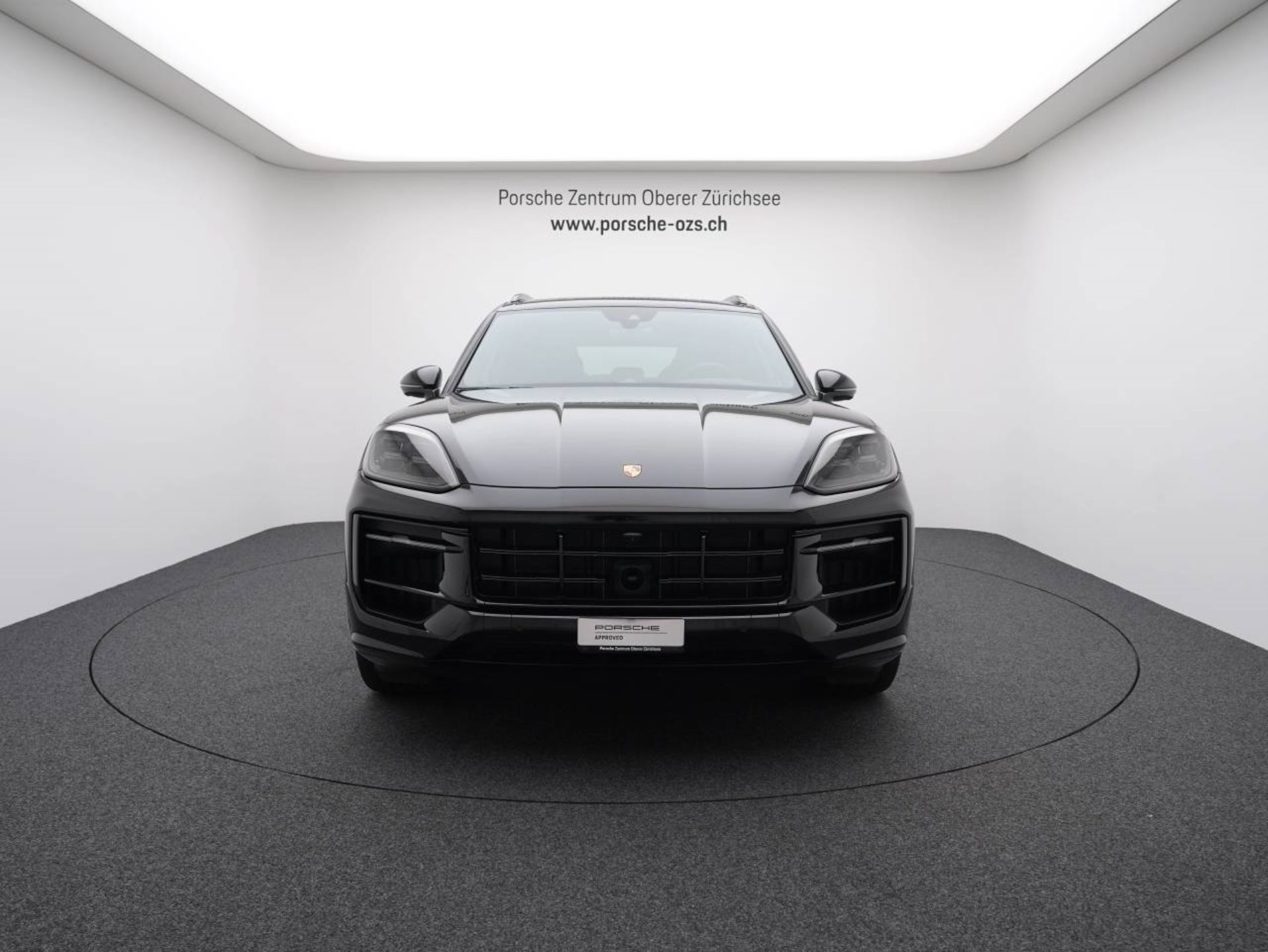 PORSCHE Cayenne S E-Hybrid Black Edition-image-9