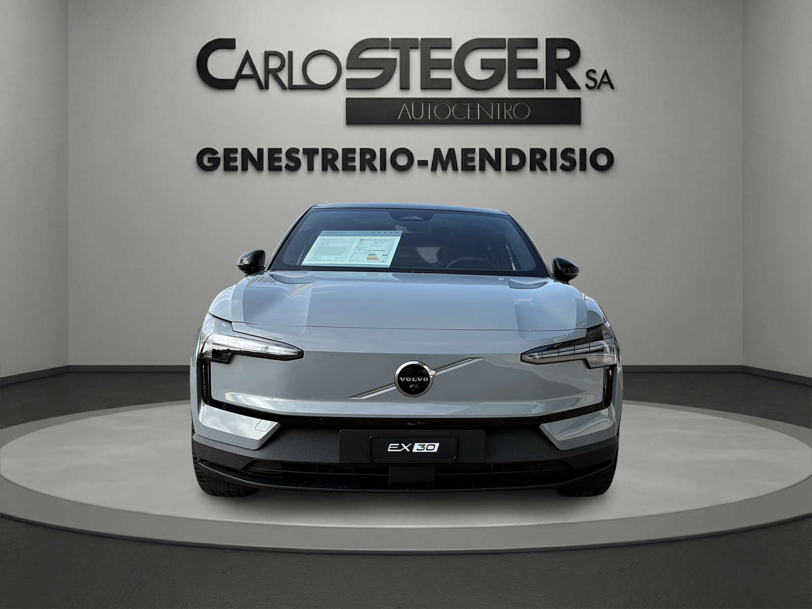 VOLVO EX30 P8 69 kWh AWD Ultra-image-1