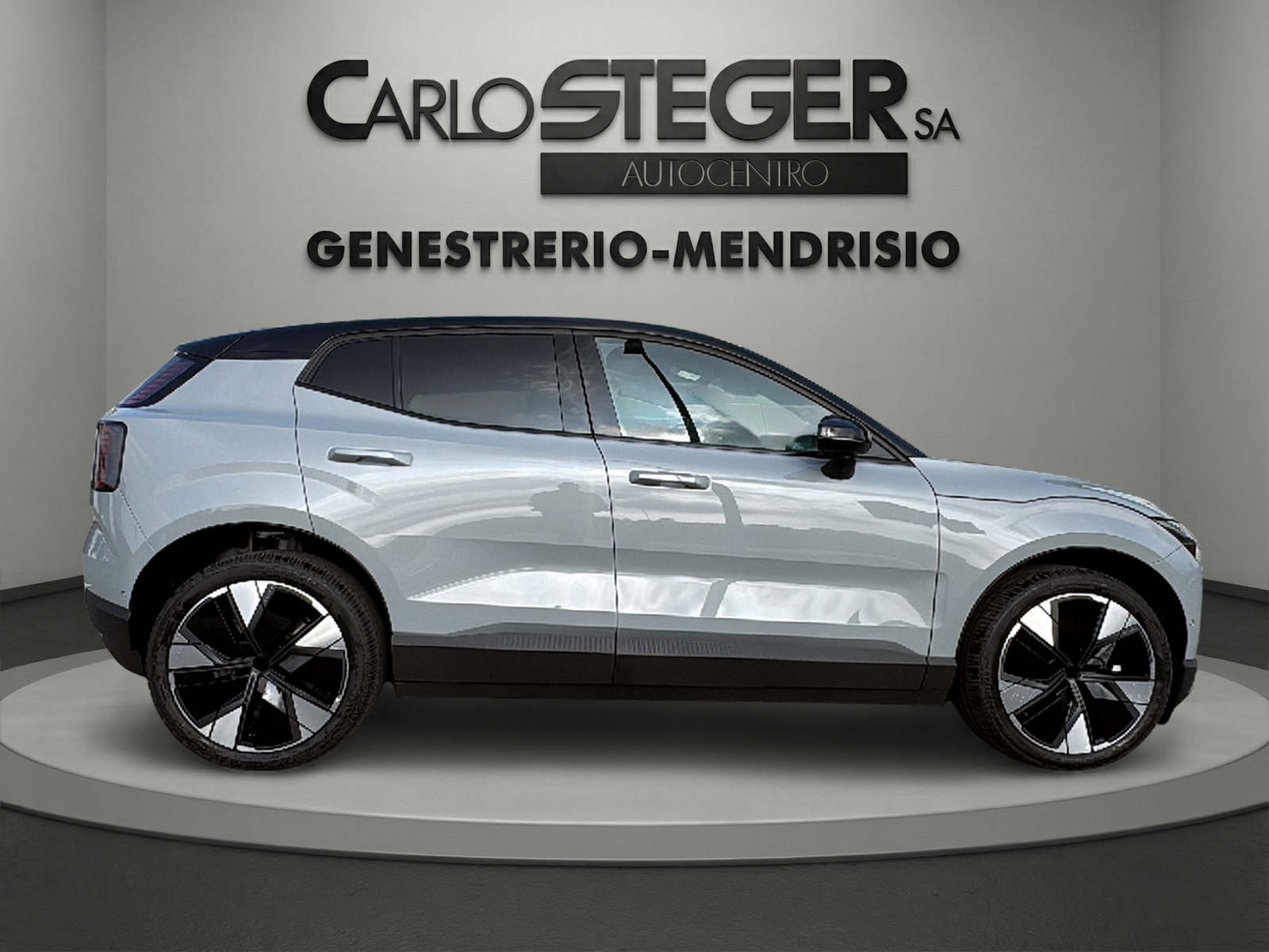 VOLVO EX30 P8 69 kWh AWD Ultra-image-14