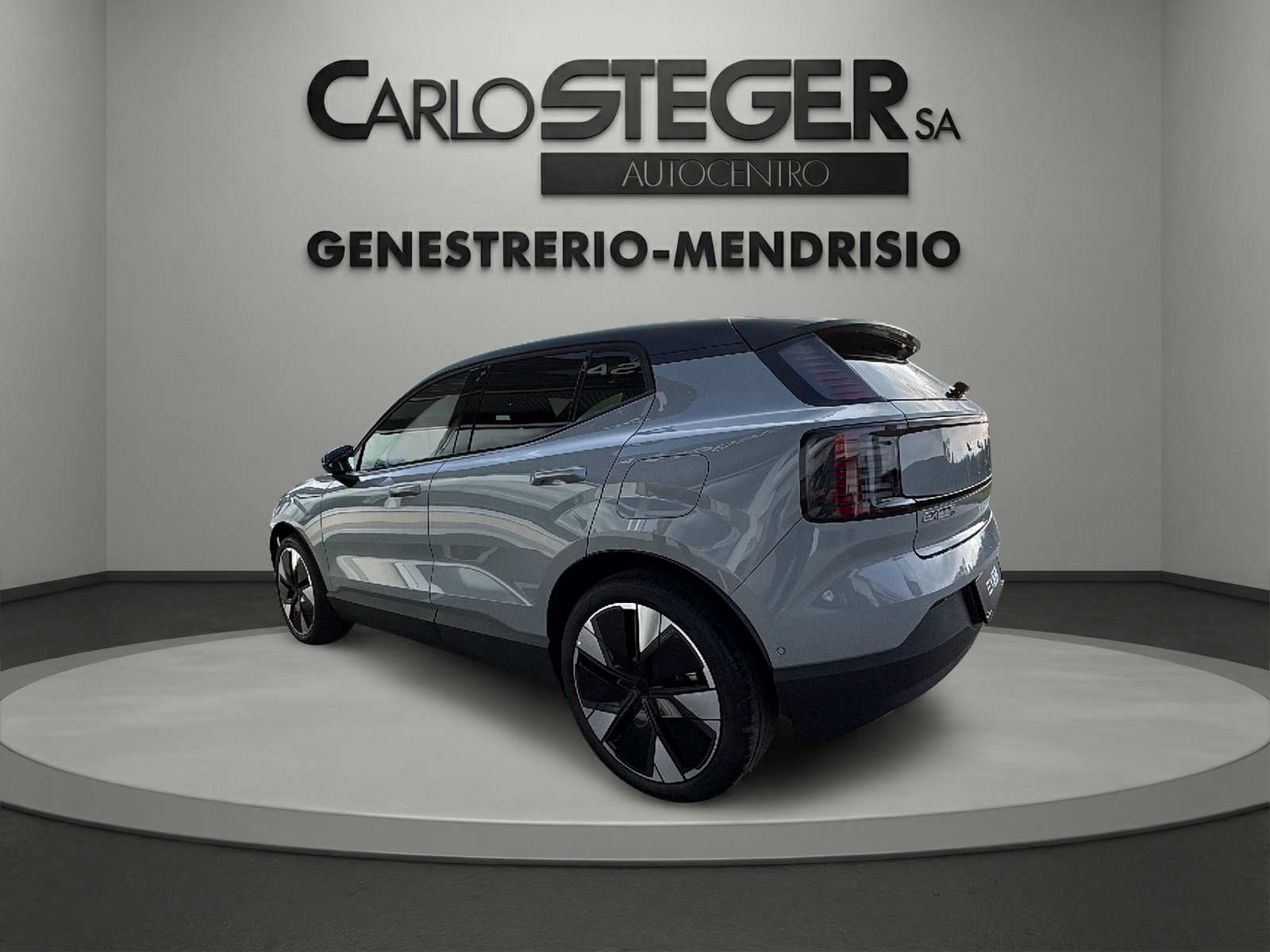 VOLVO EX30 P8 69 kWh AWD Ultra-image-6