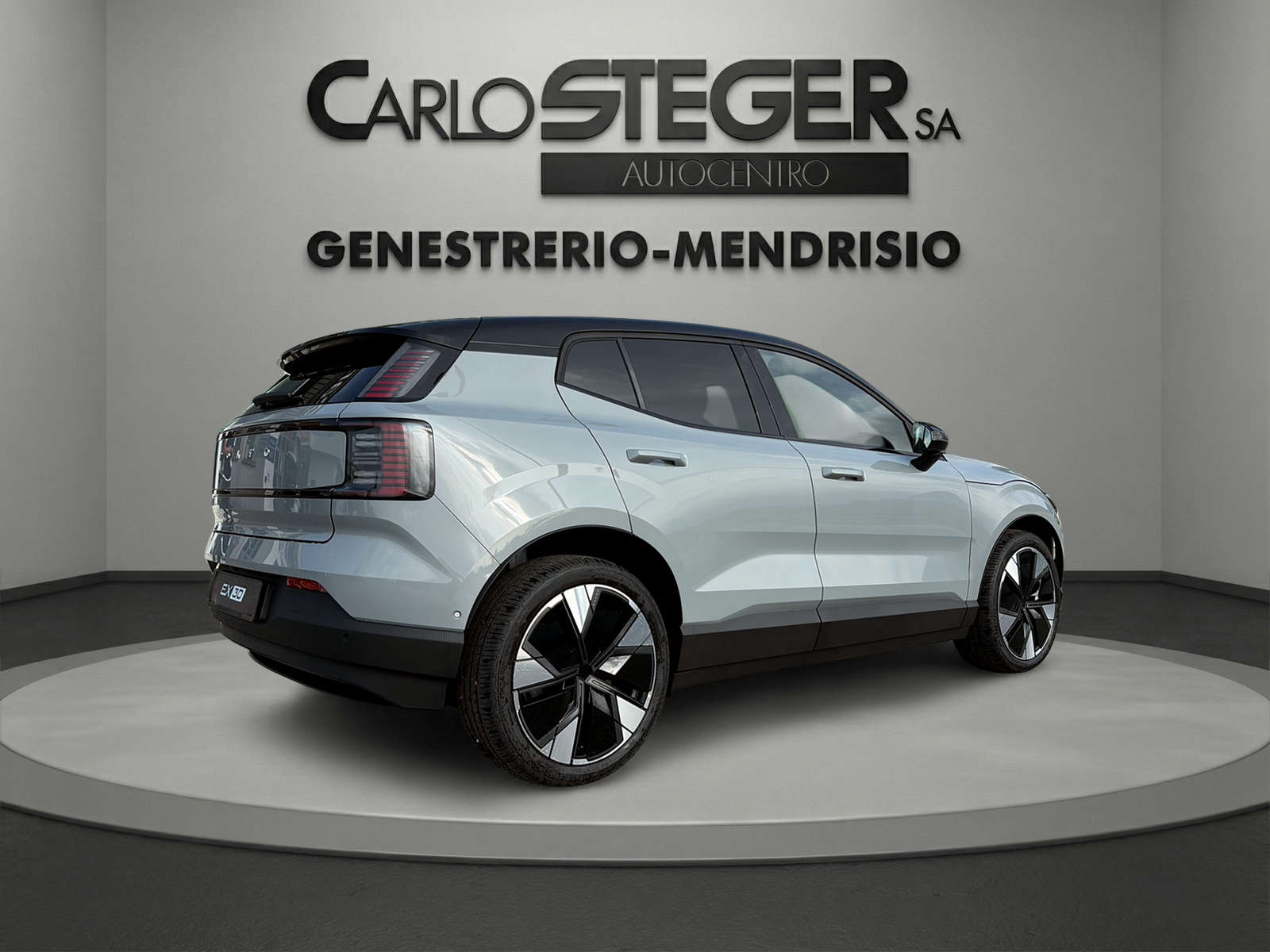 VOLVO EX30 P8 69 kWh AWD Ultra-image-13