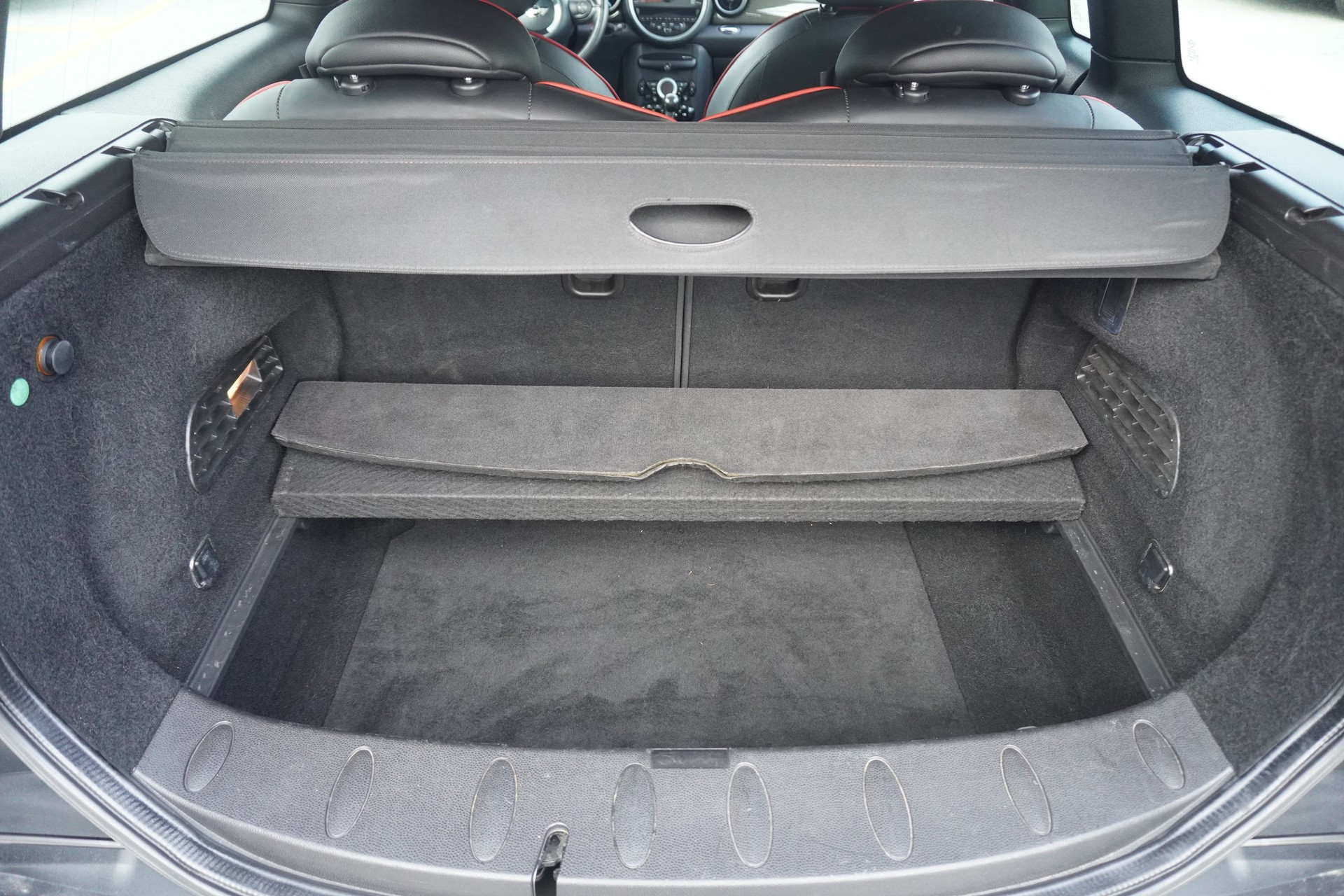 MINI Clubman Cooper John Cooper Works-image-6