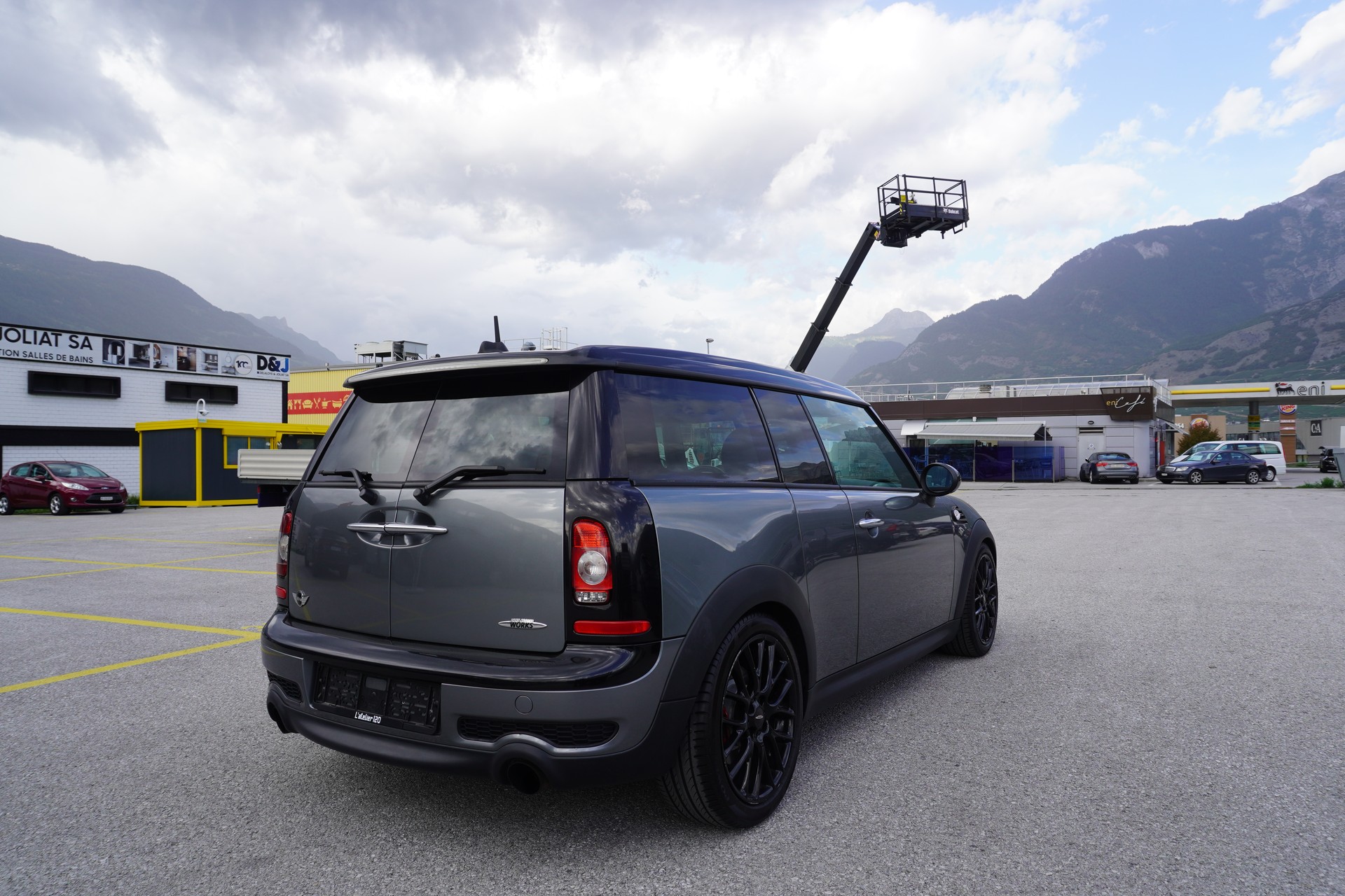 MINI Clubman Cooper John Cooper Works-image-1