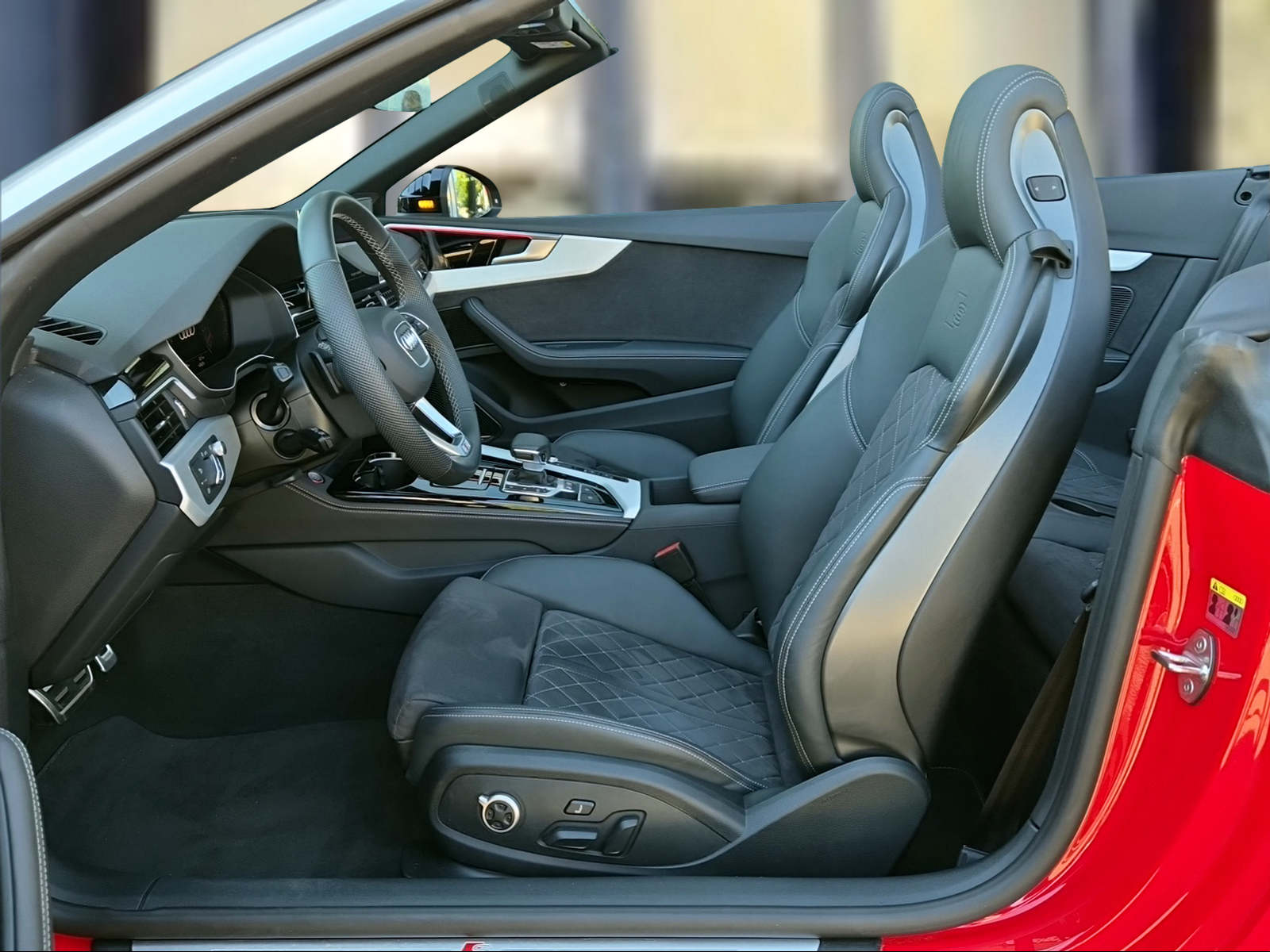 AUDI S5 Cabriolet 3.0 TFSI quattro tiptronic "Competition Plus" Progressivrot Metallic-image-8