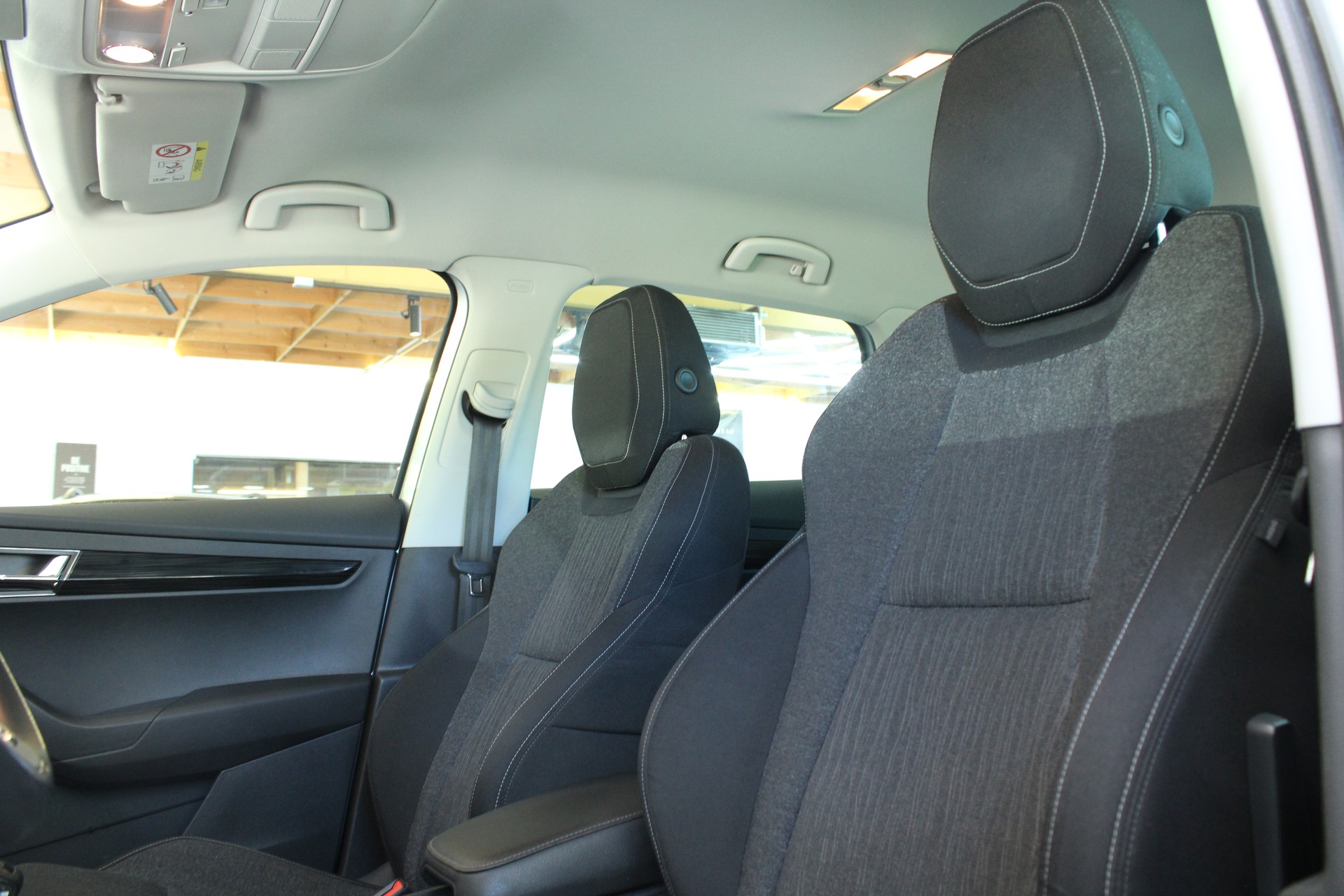 SKODA Karoq 1.5 TSI ACT Style DSG-image-13