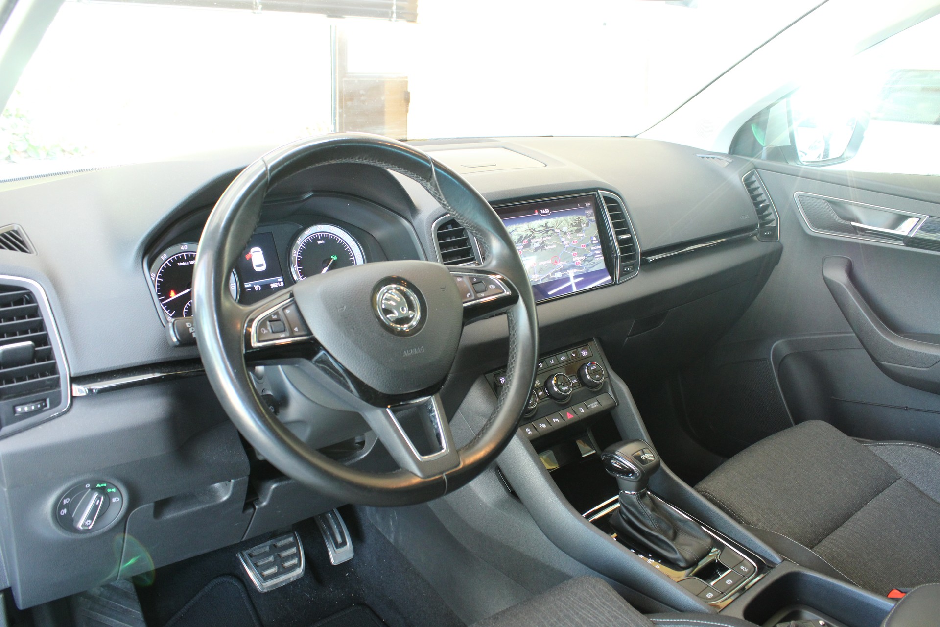 SKODA Karoq 1.5 TSI ACT Style DSG-image-9