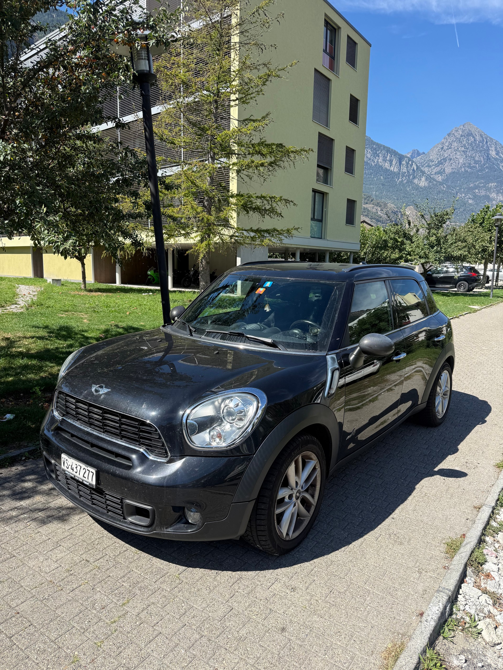 MINI Countryman Cooper S ALL4 Steptronic-image-2