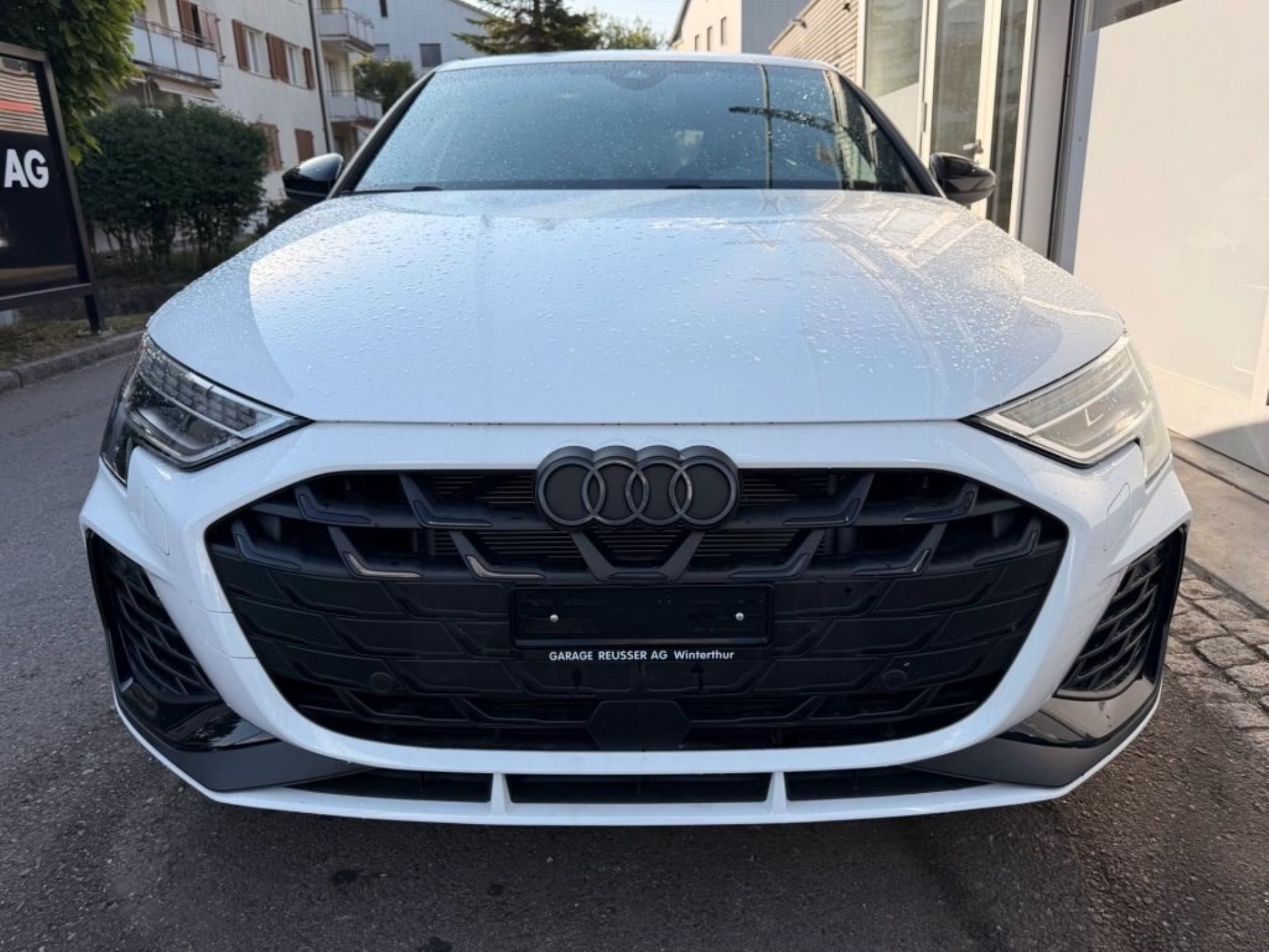 AUDI S3 SPORTBACK 2.0 TFSI QUATTRO *** FACELIFT & AKRAPOVIC ABGAS ***-image-1