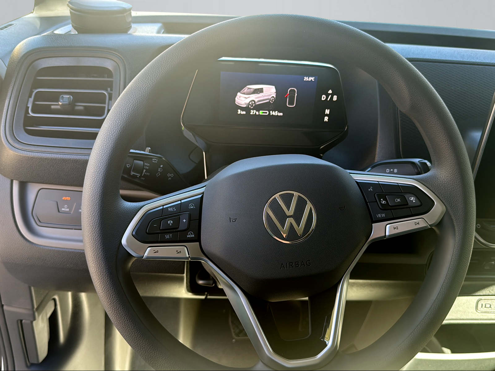 VW ID. Buzz Cargo Pro 4Motion-image-6