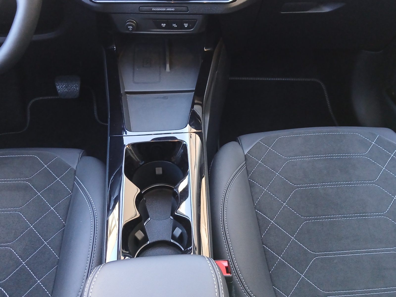 FORD Puma Gen-E Premium-image-13