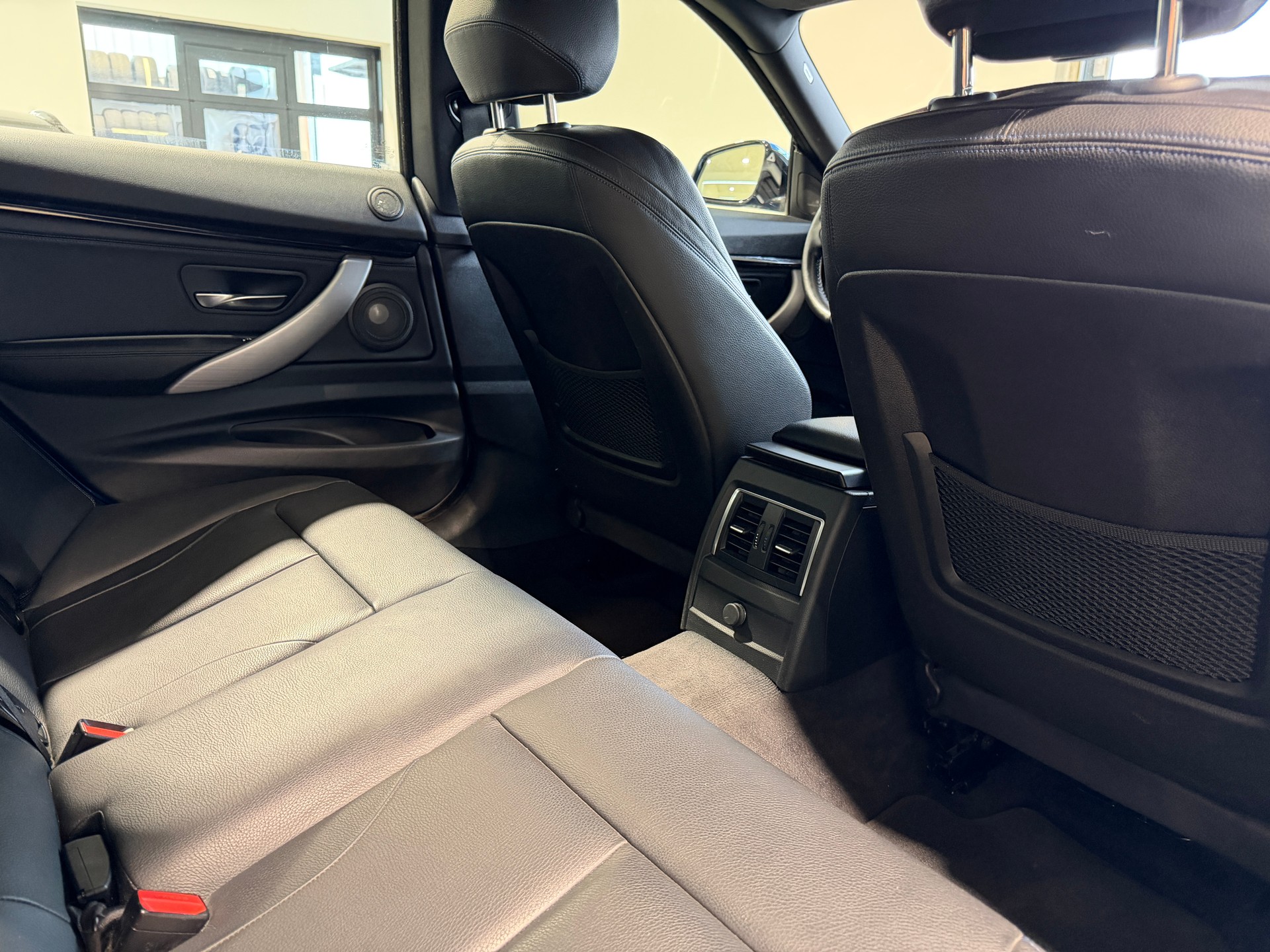 BMW 335d GT xDrive M Sport Steptronic-image-11