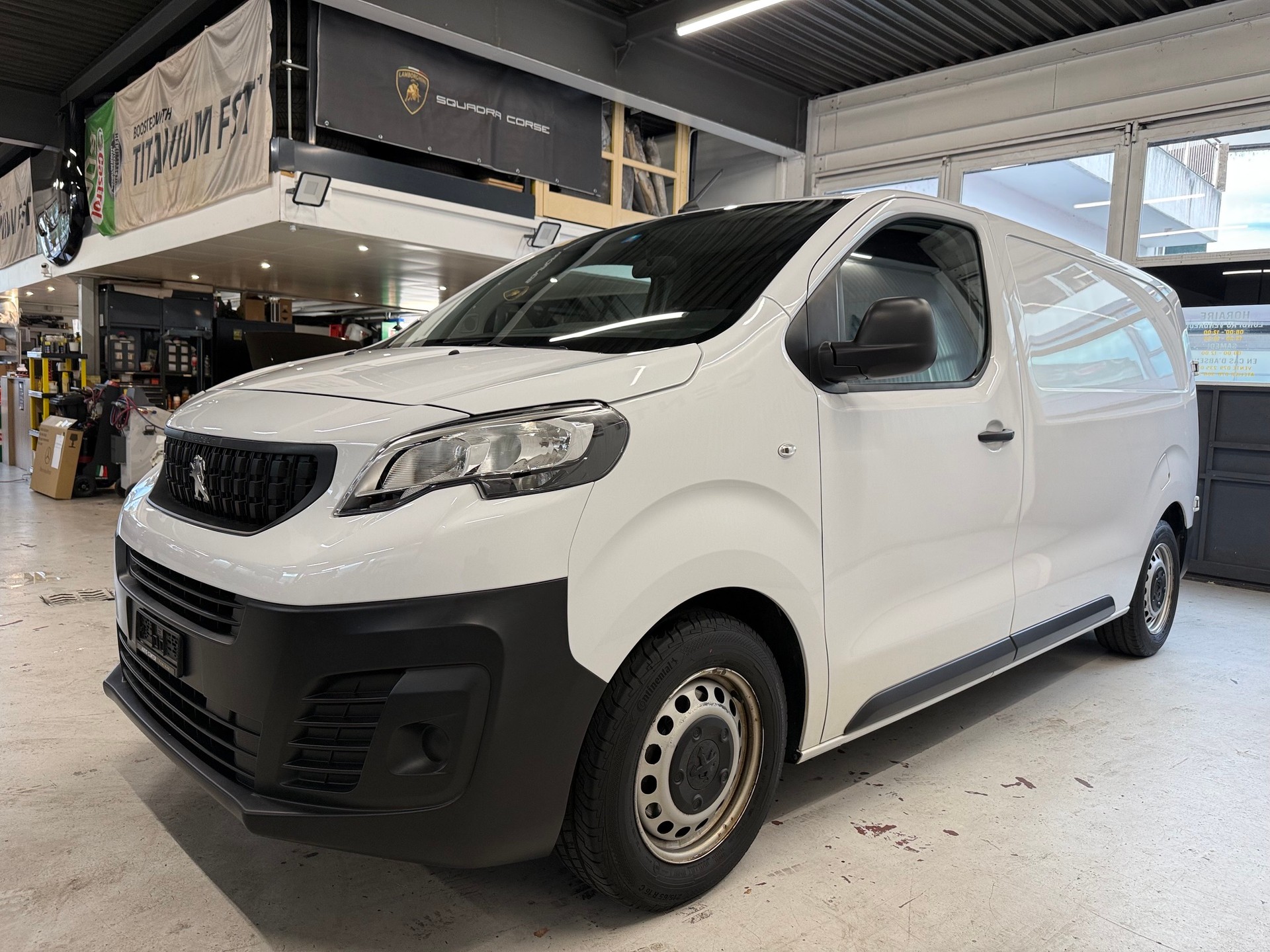 PEUGEOT Expert 1.5 BlueHDi 100 S&S Standard-image-6