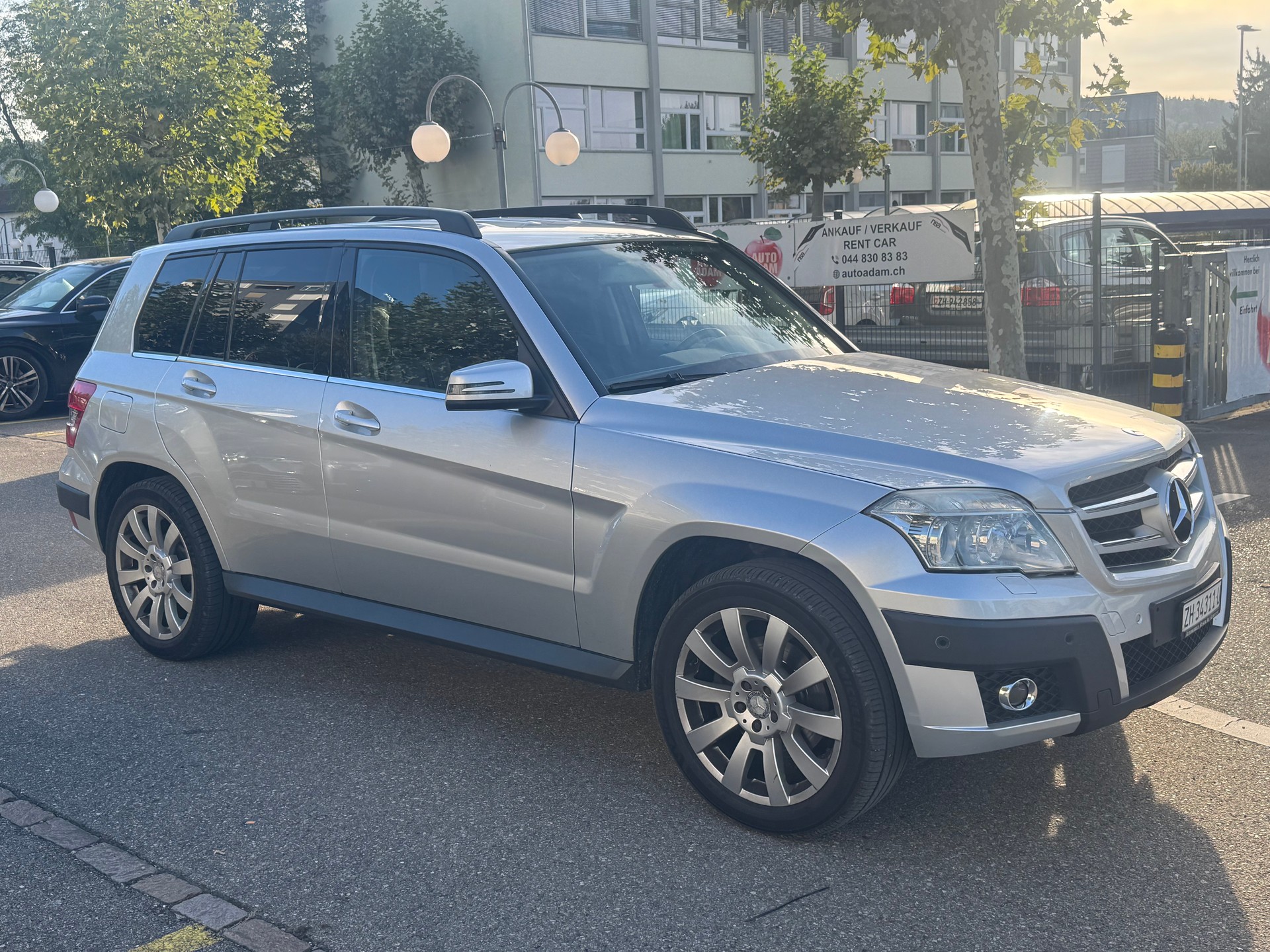 MERCEDES-BENZ GLK 300 (280) 4Matic 7G-Tronic-image-2