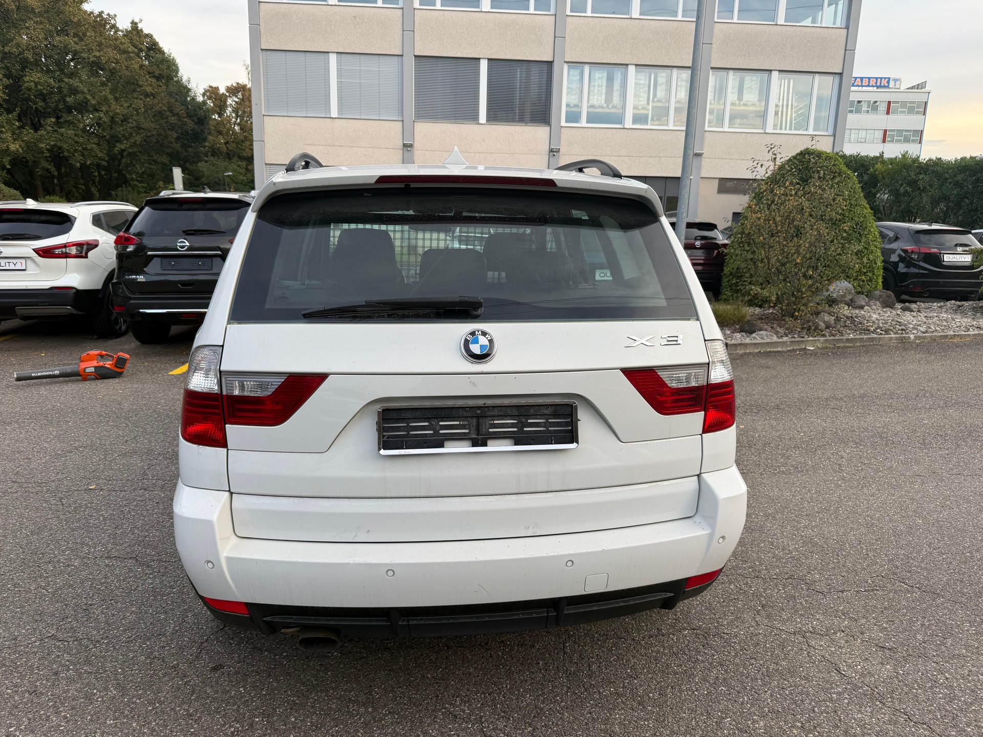 BMW X3 xDrive 20d (2.0d)-image-3