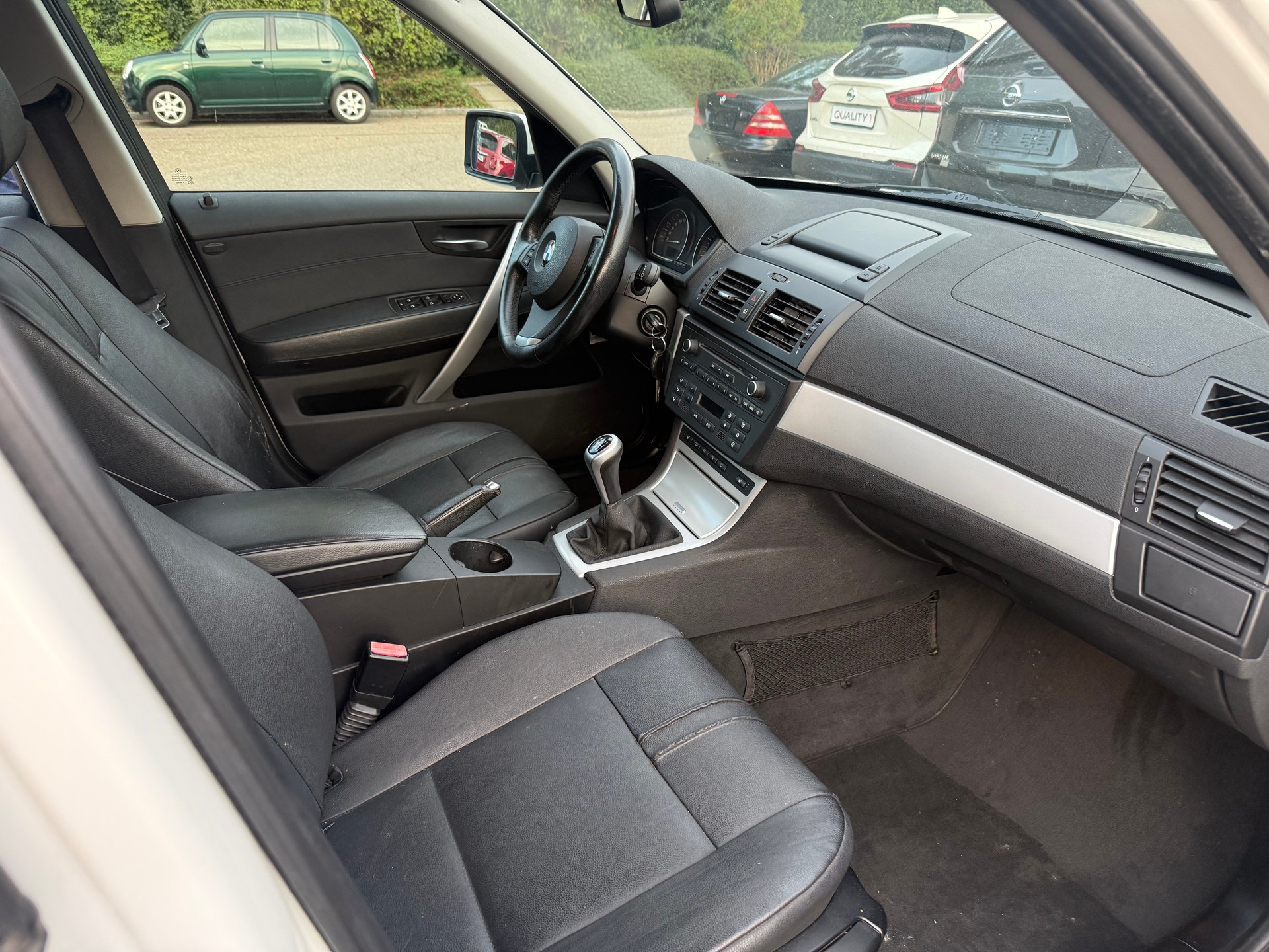 BMW X3 xDrive 20d (2.0d)-image-6