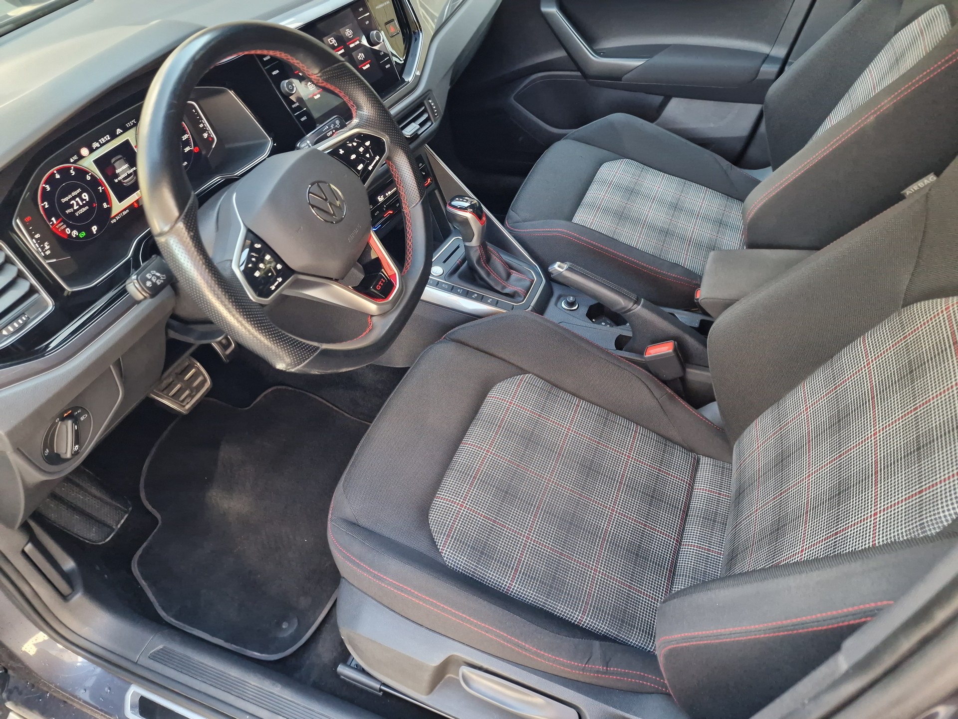 VW Polo 2.0 TSI GTI DSG-image-6