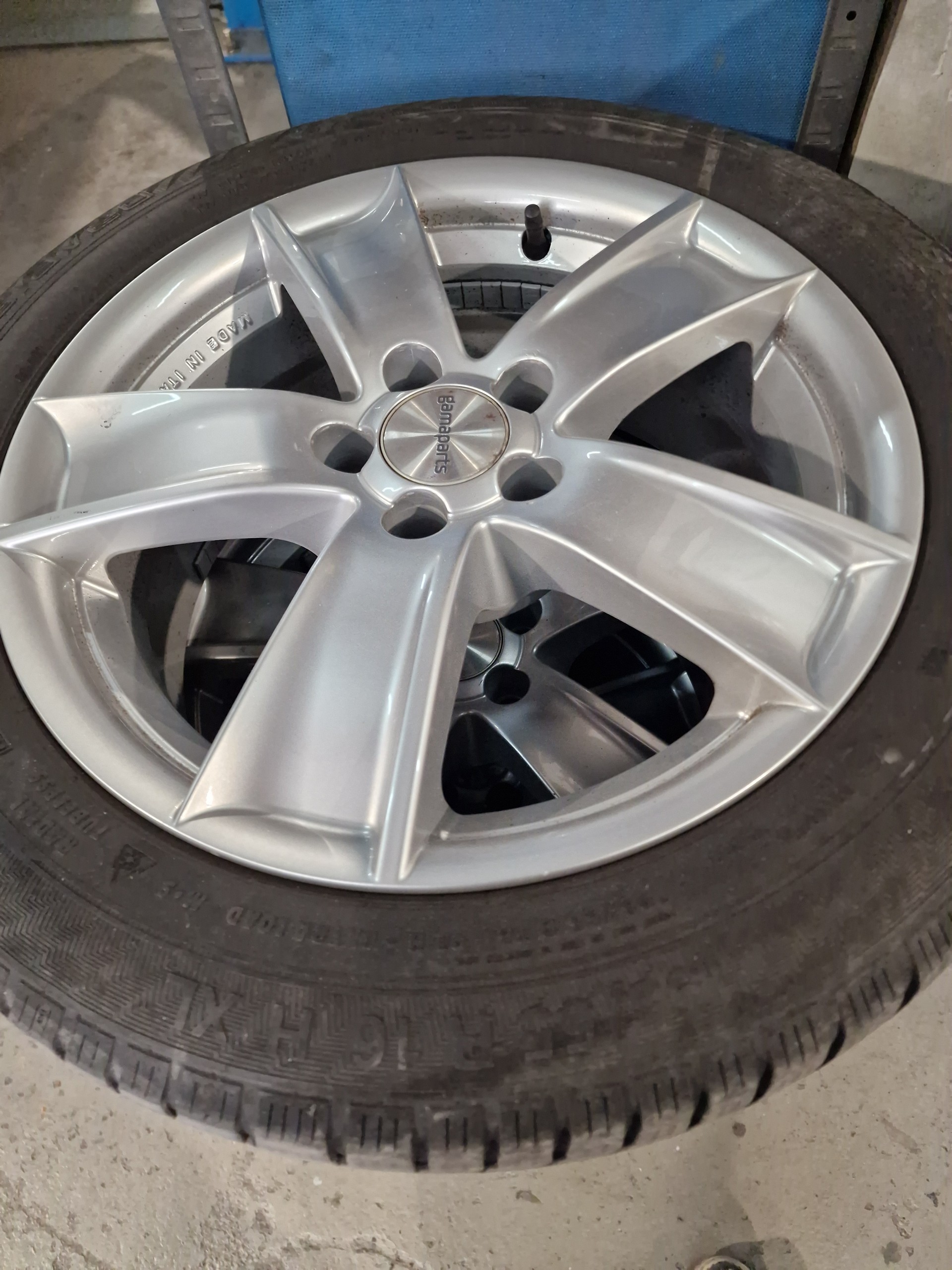 VW Polo 2.0 TSI GTI DSG-image-13