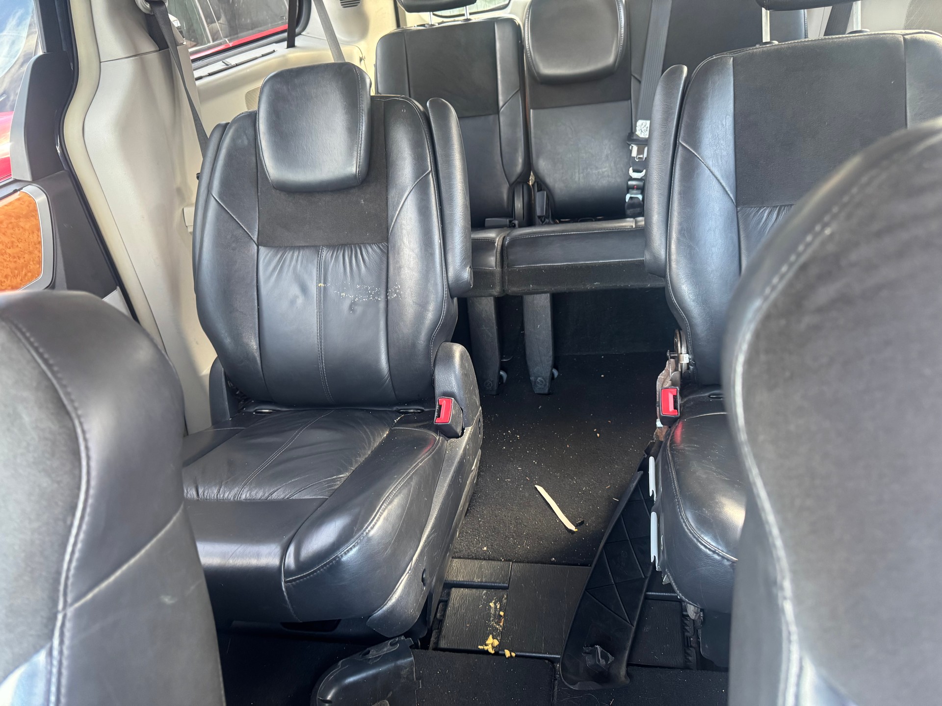 CHRYSLER Grand Voyager 2.8 CRD Touring Automatic-image-11