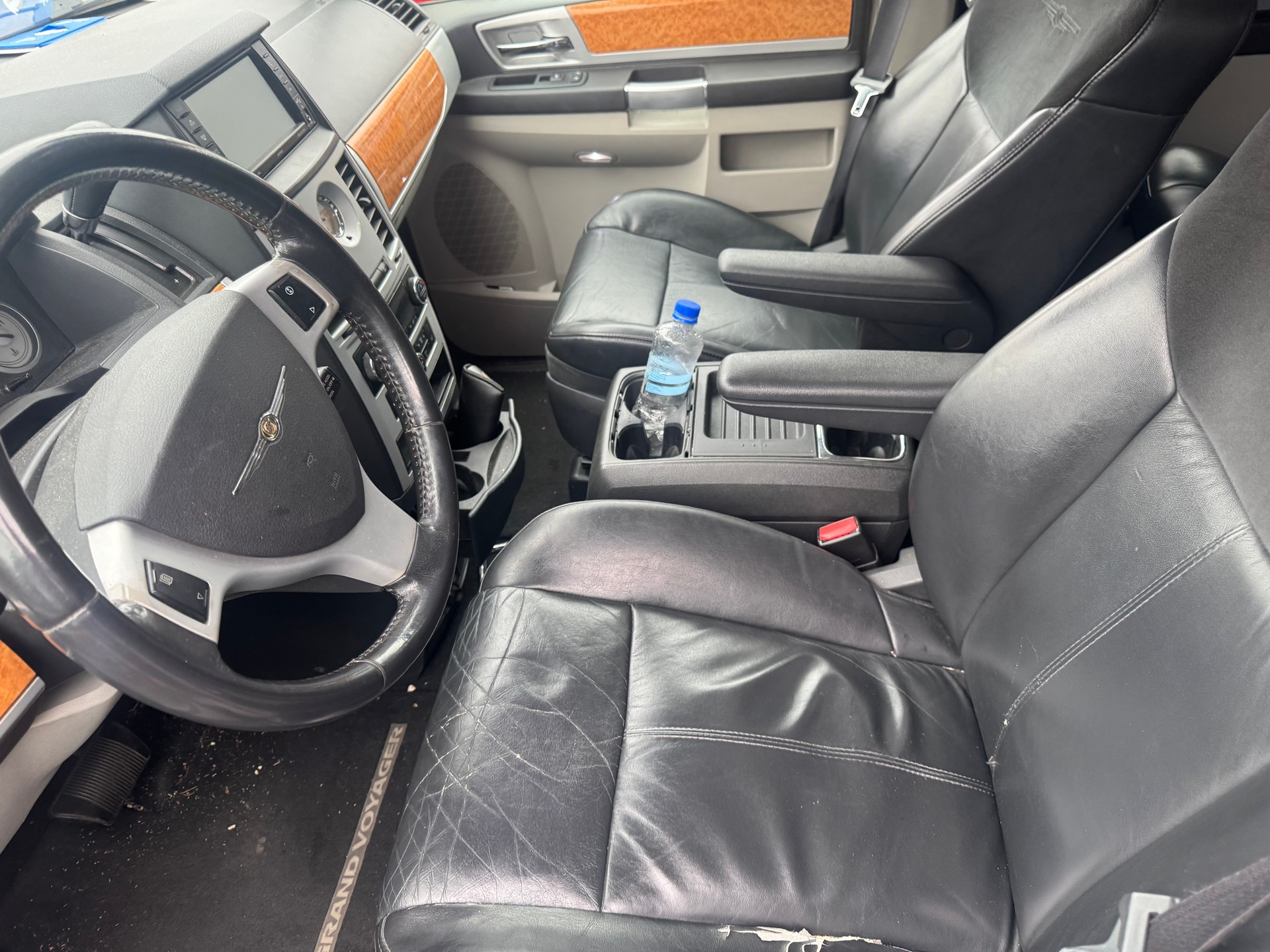CHRYSLER Grand Voyager 2.8 CRD Touring Automatic-image-3