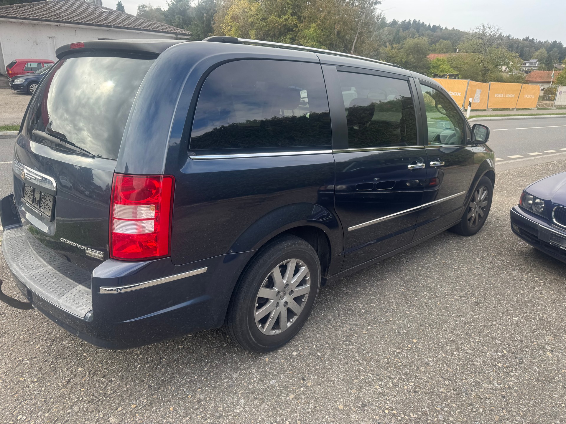 CHRYSLER Grand Voyager 2.8 CRD Touring Automatic-image-12