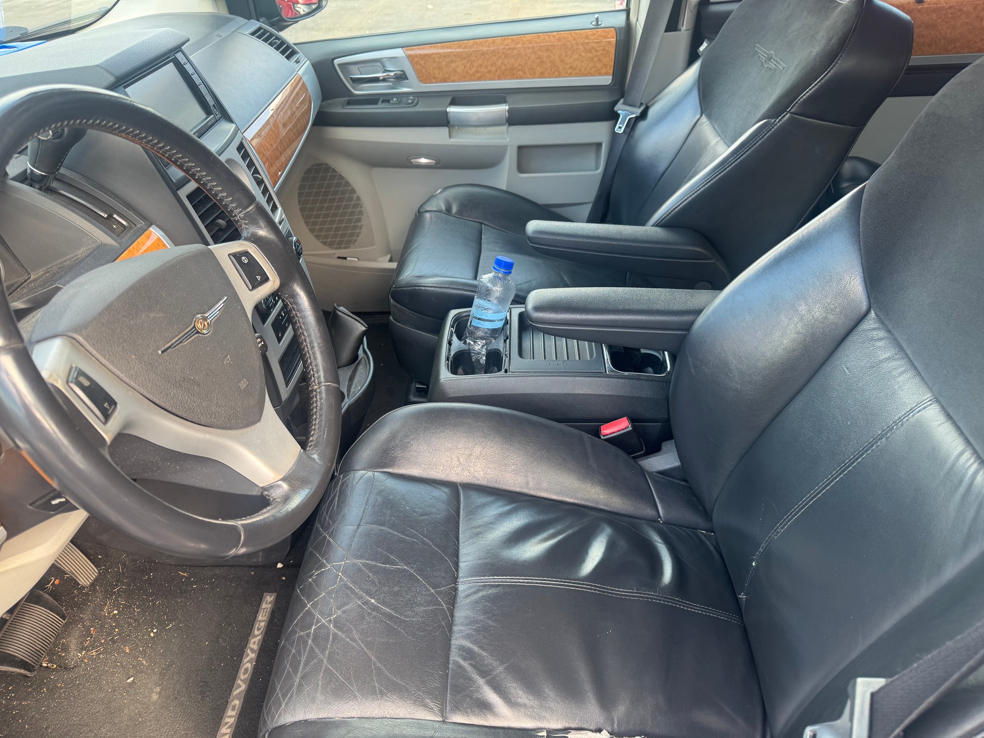 CHRYSLER Grand Voyager 2.8 CRD Touring Automatic-image-12