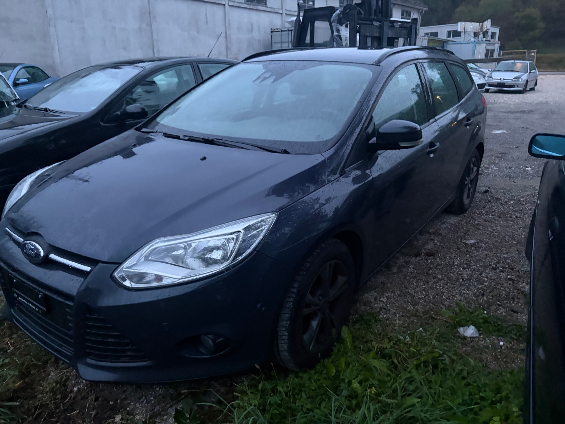 FORD Focus 1.0 SCTi Ambiente-image-2