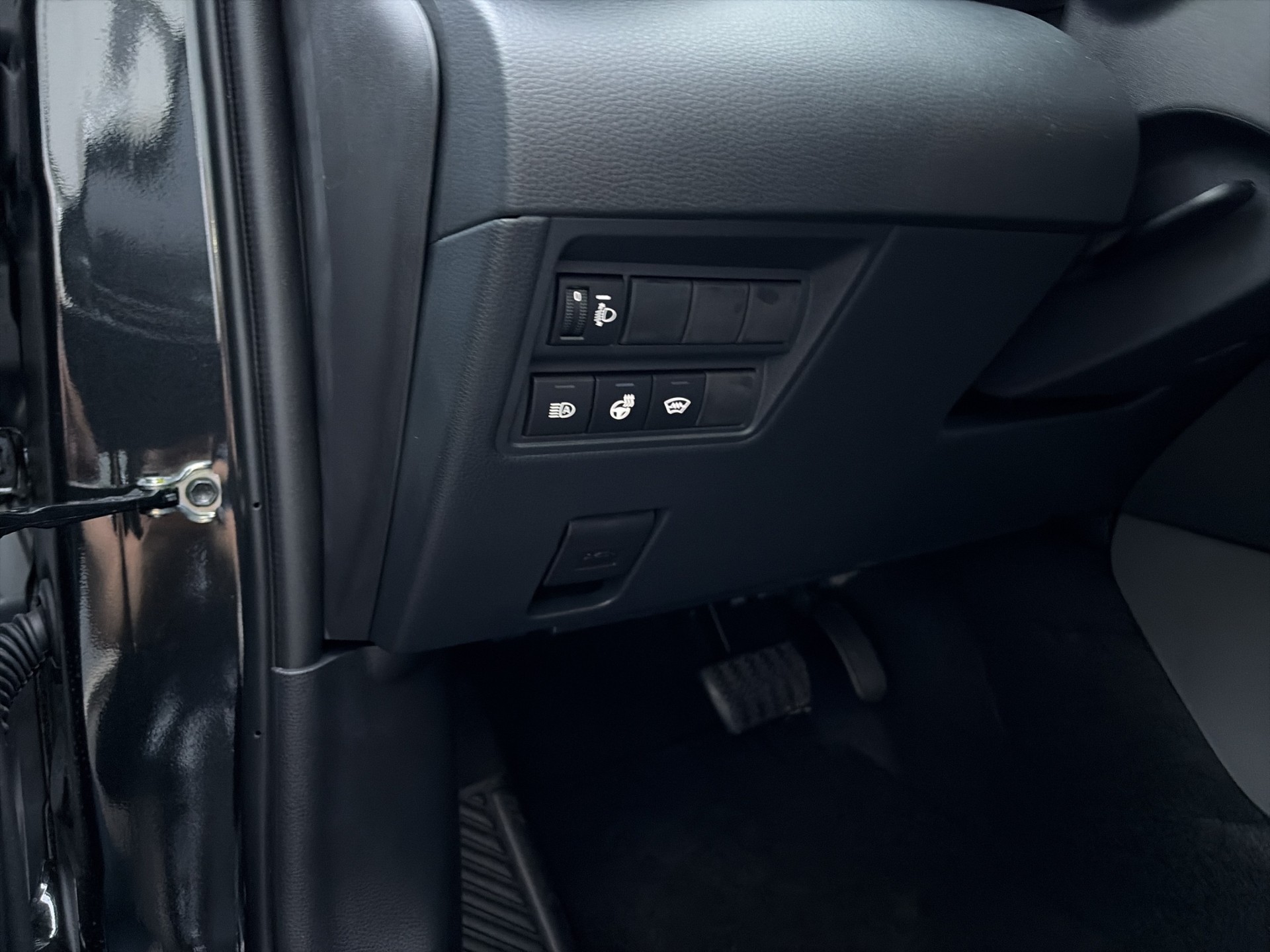 TOYOTA Yaris Cross 1.5 Trend AWDi e-CVT-image-12