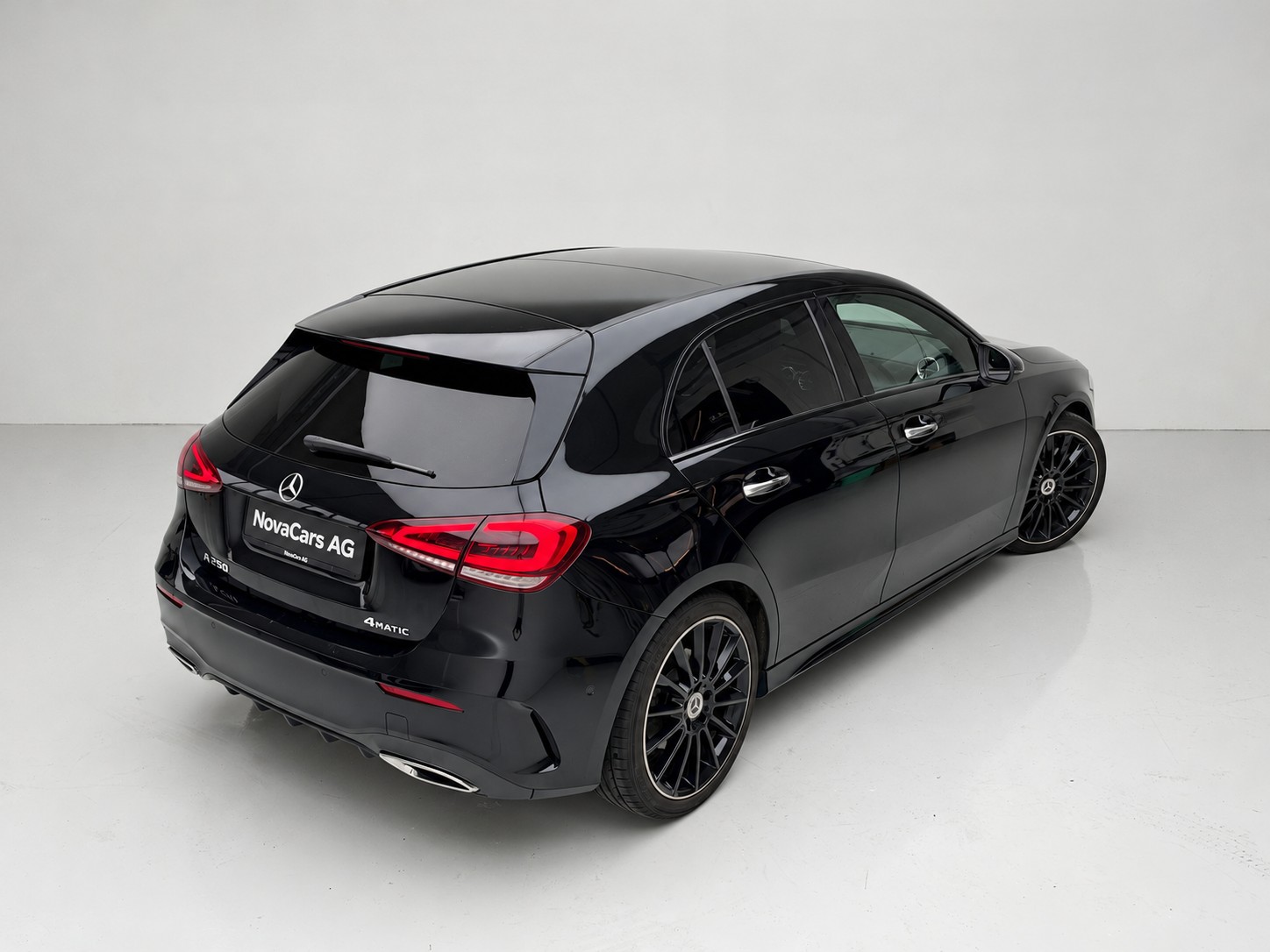 MERCEDES-BENZ A 250 4Matic AMG Line 4Matic 7G-DCT-image-7